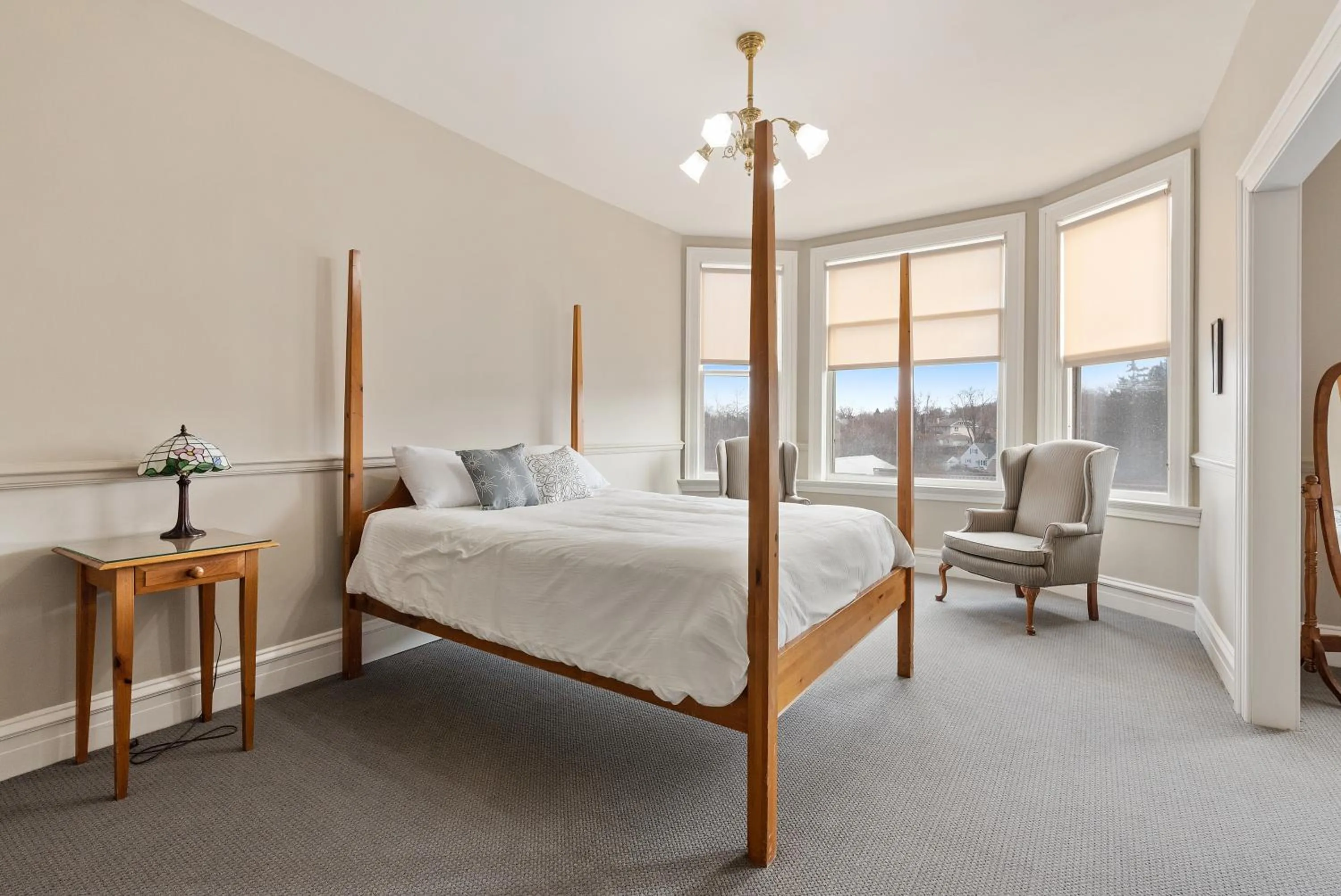 Photo of the whole room, Bed in The Audubon Inn LLC