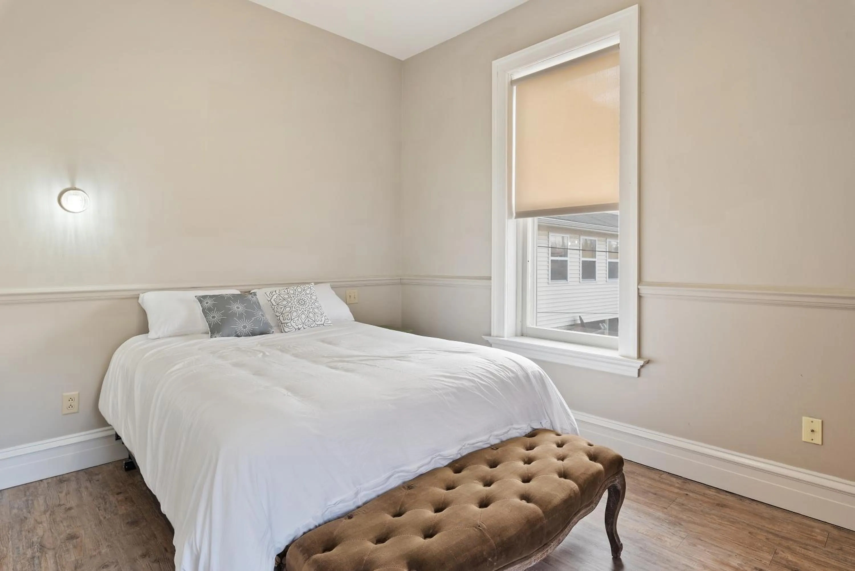 Bed in The Audubon Inn LLC