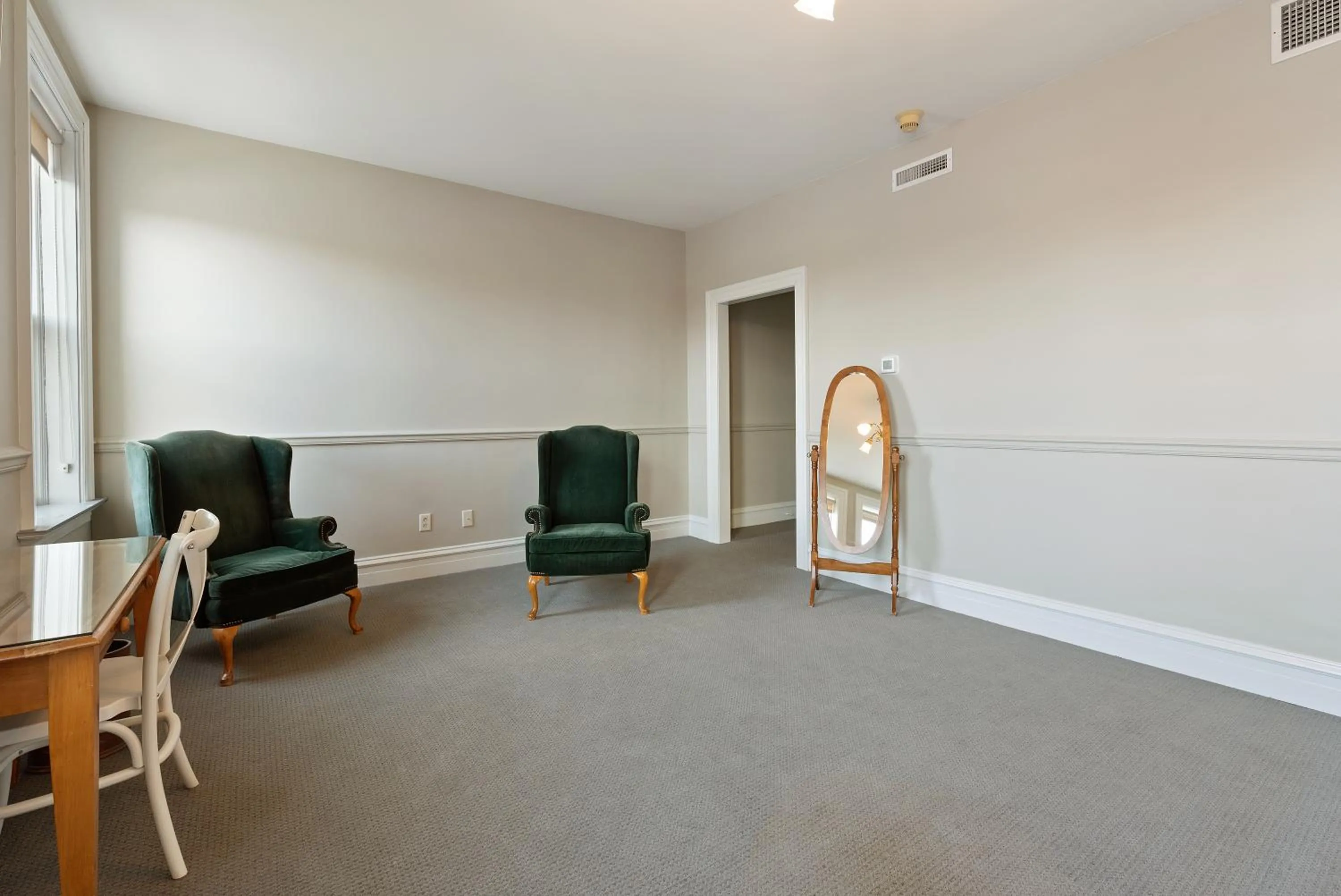 Living room in The Audubon Inn LLC