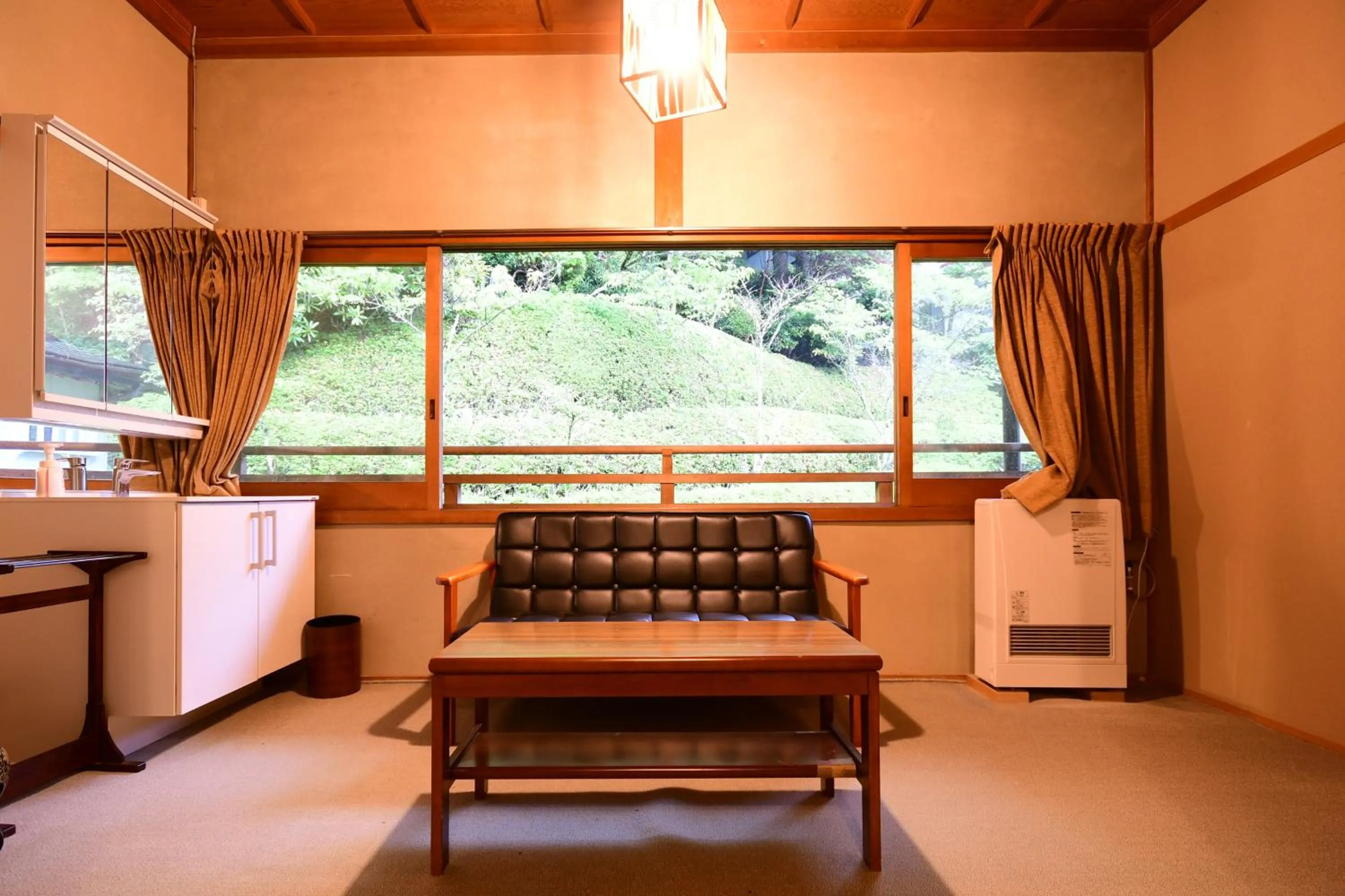 Photo of the whole room in Koyasan Shukubo Fugenin