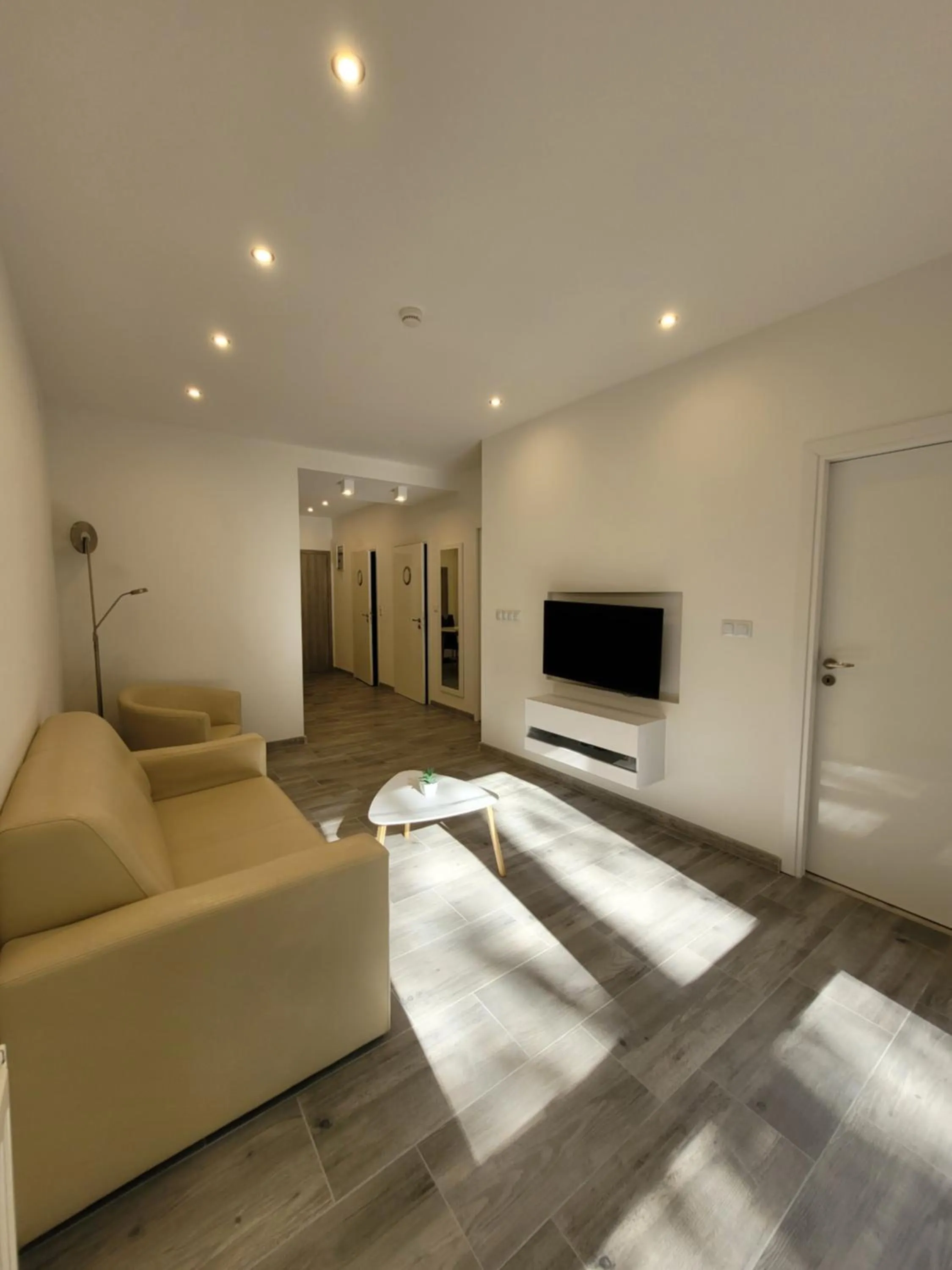 TV and multimedia in Artel Villa Tarsis