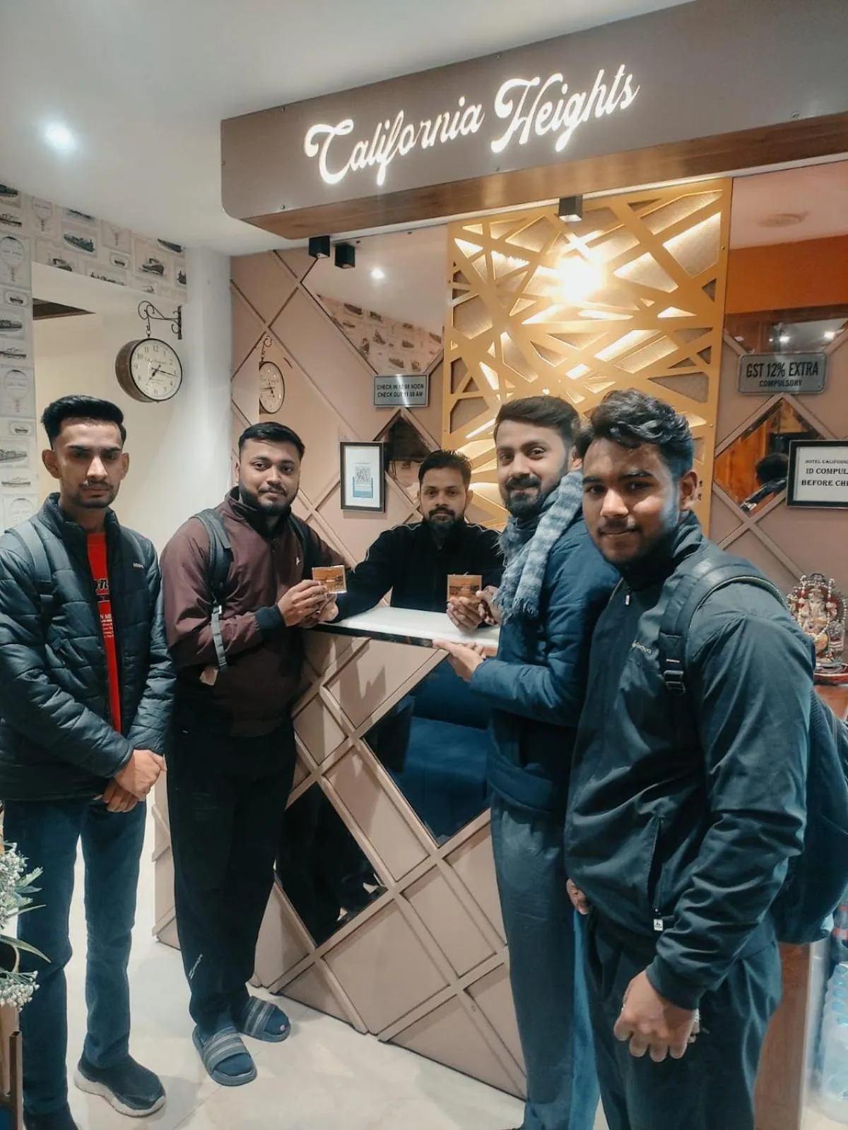 Hotel California Heights