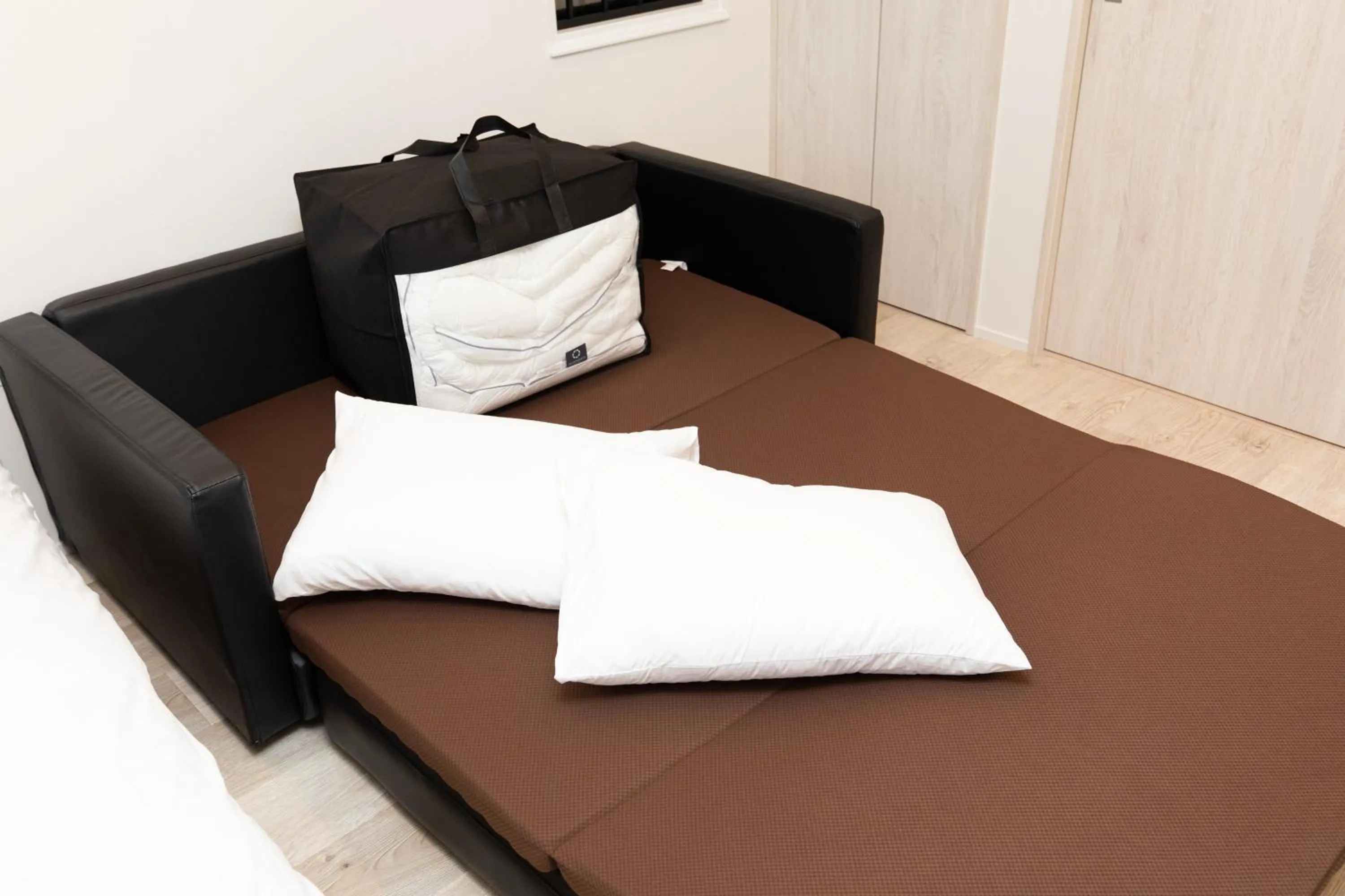 Bed in Villa Roppongi