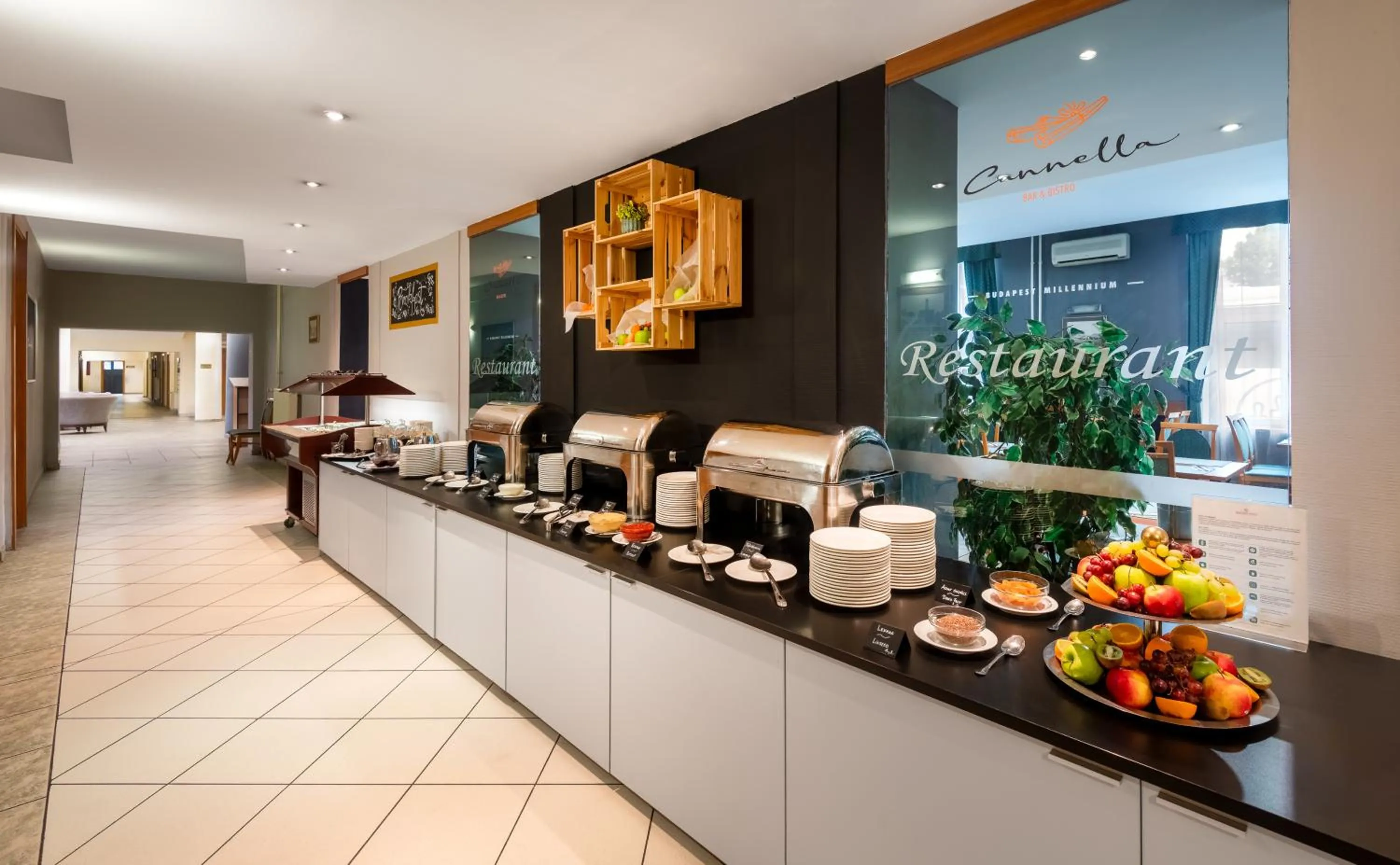 Buffet breakfast in Hotel Millennium