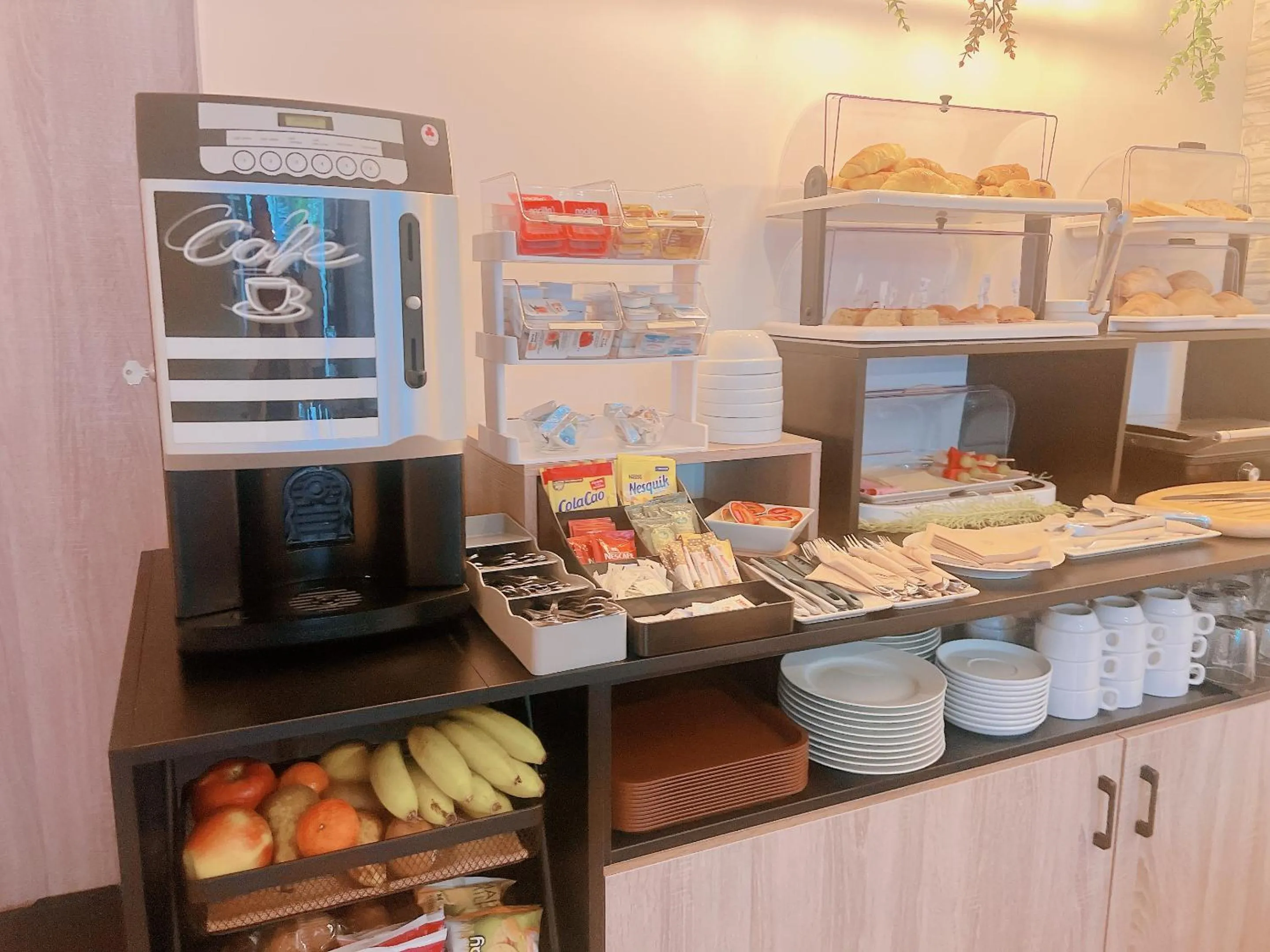 Continental breakfast in HOTEL MAREA