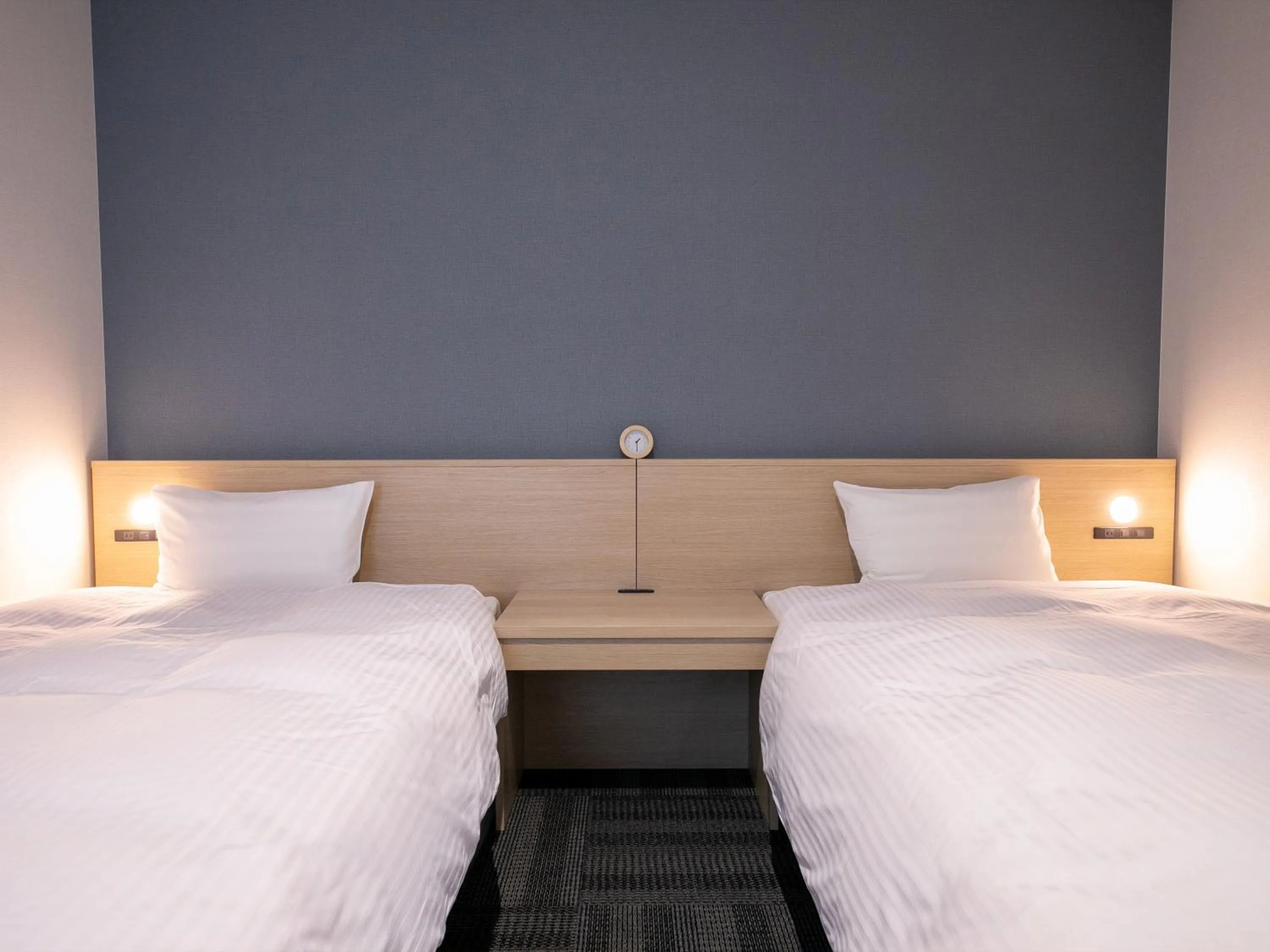 Bed in Hotel Best Price Kochi