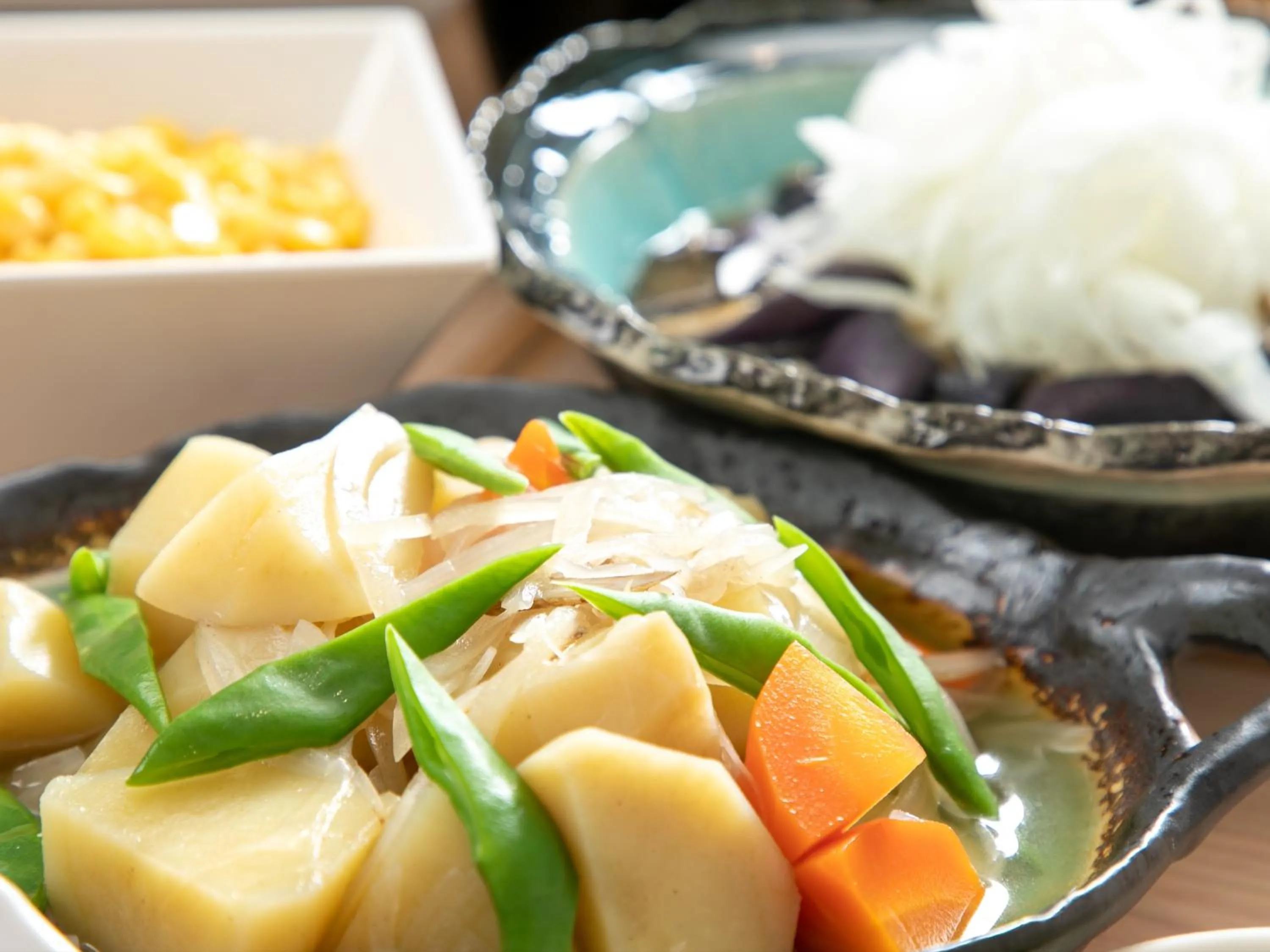 Buffet breakfast in Hotel Best Price Kochi