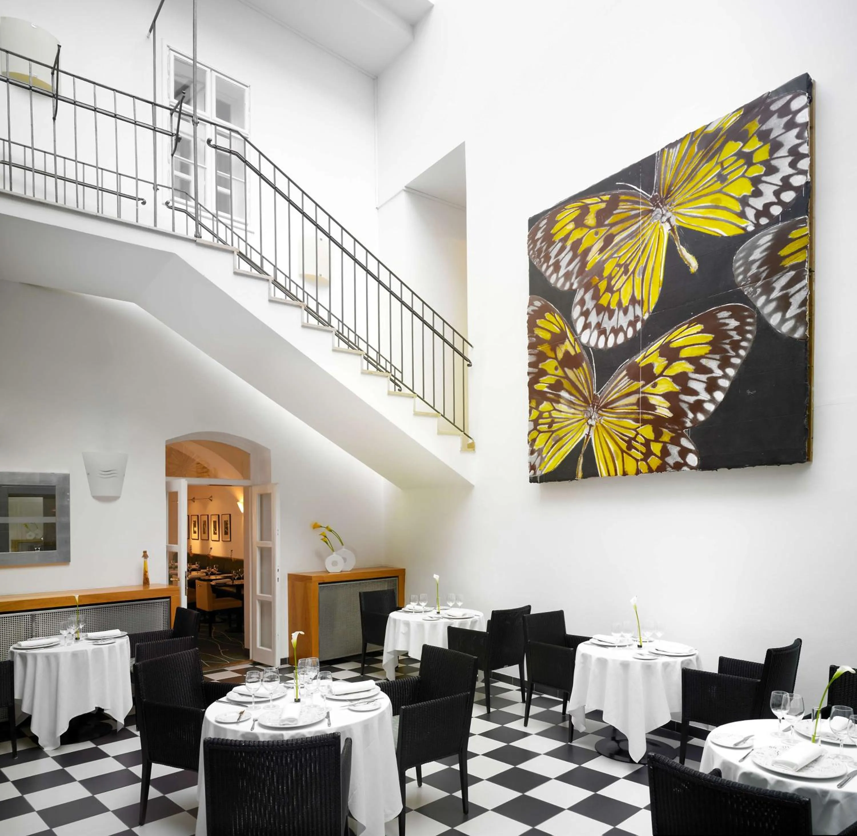 Restaurant/places to eat in Park Plaza Budapest