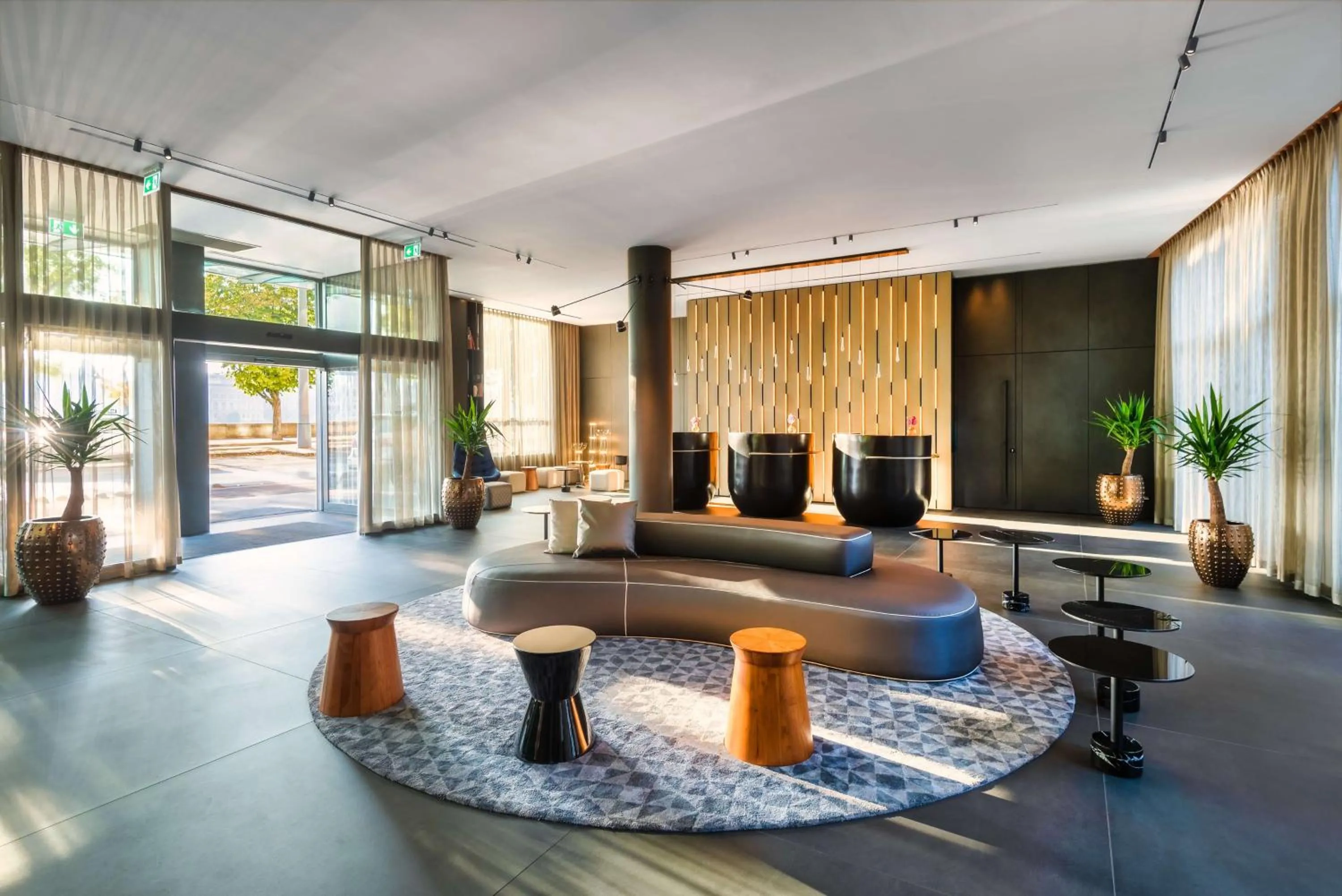 Lobby or reception in Park Plaza Budapest