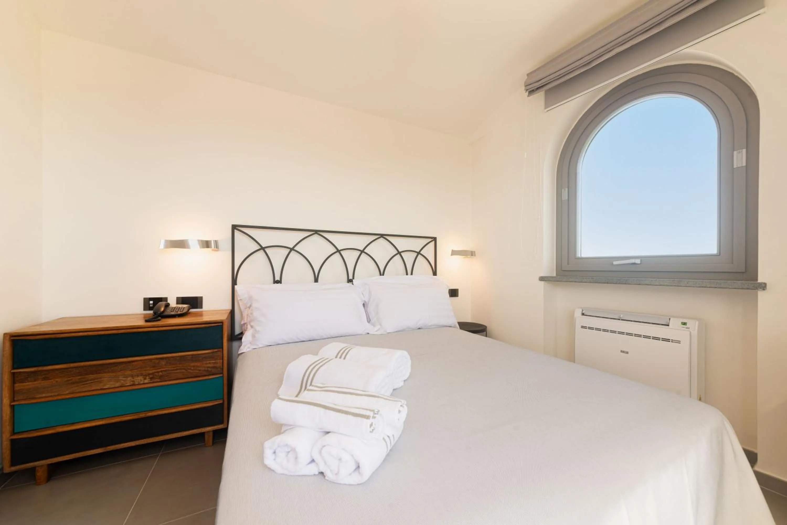 Insula Boutique Hotel
