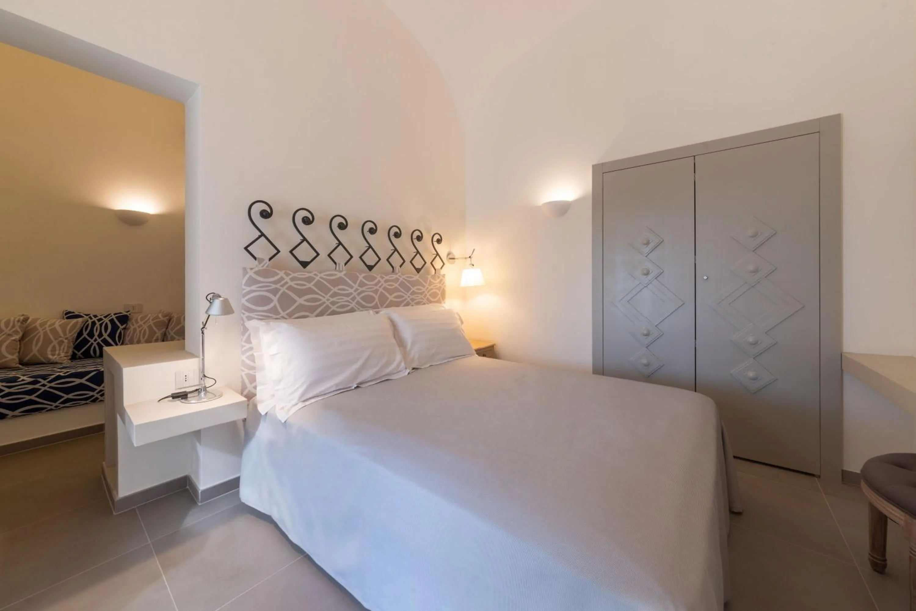 Insula Boutique Hotel