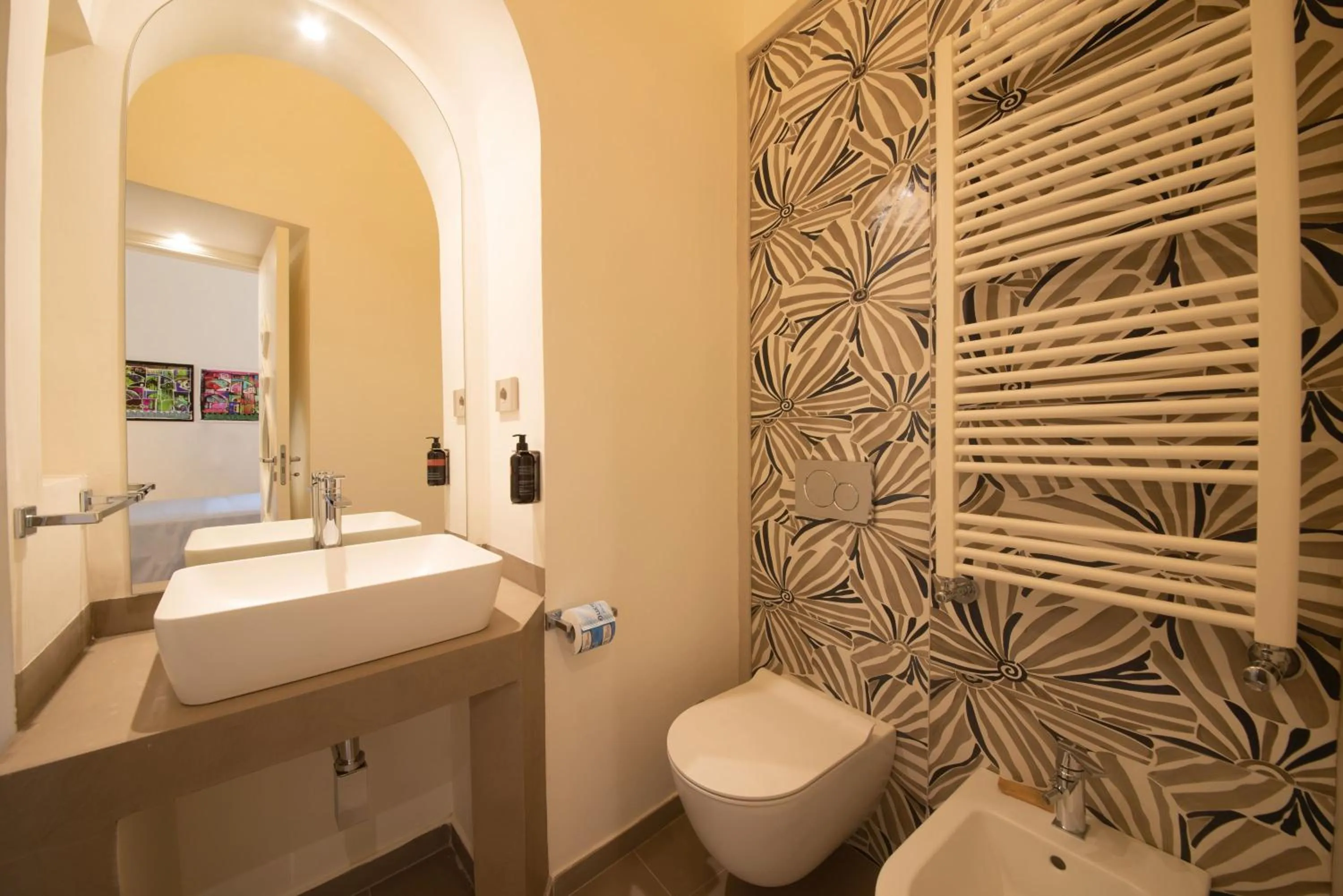 Insula Boutique Hotel