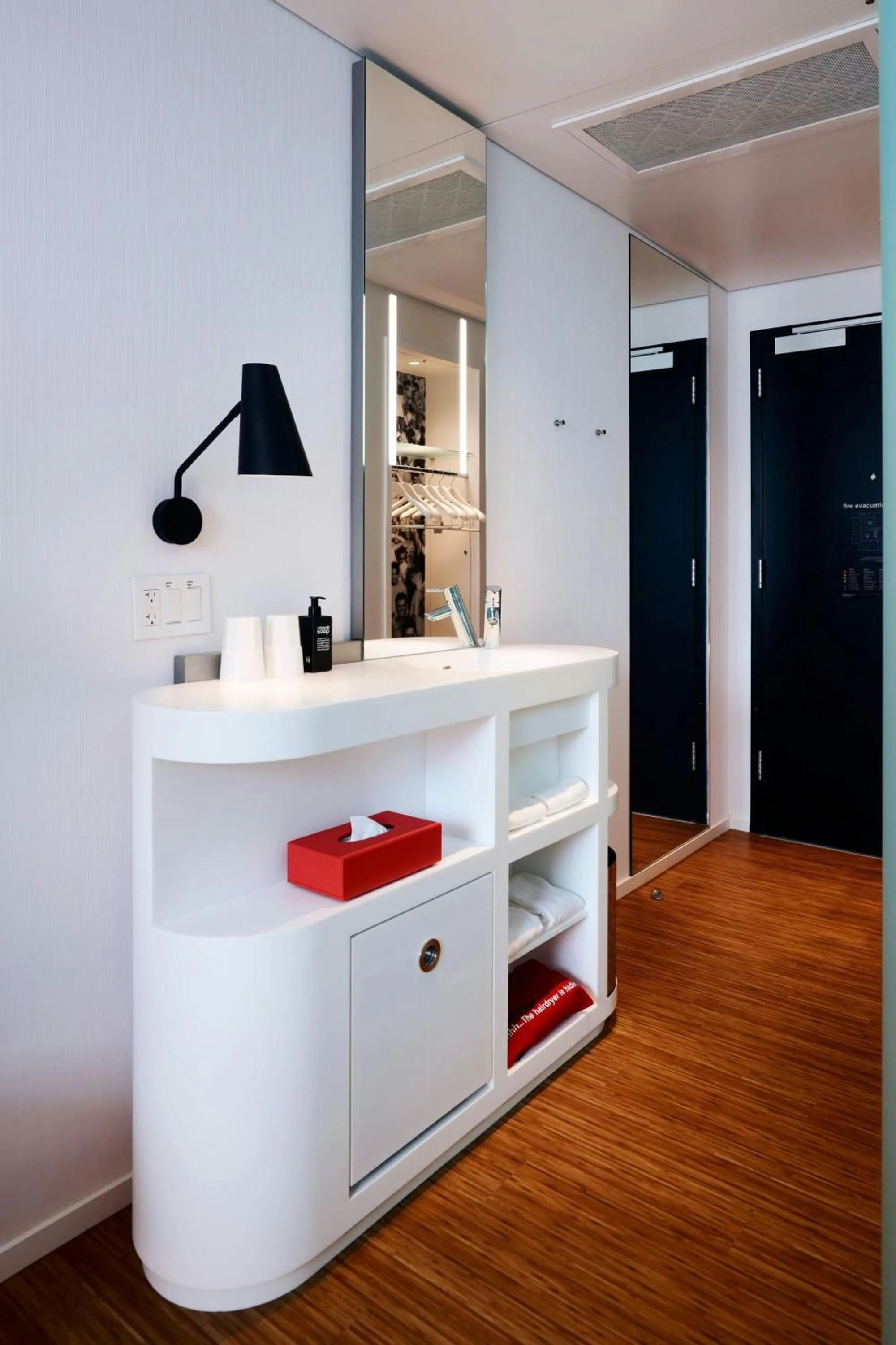 Bedroom in citizenM Miami Brickell