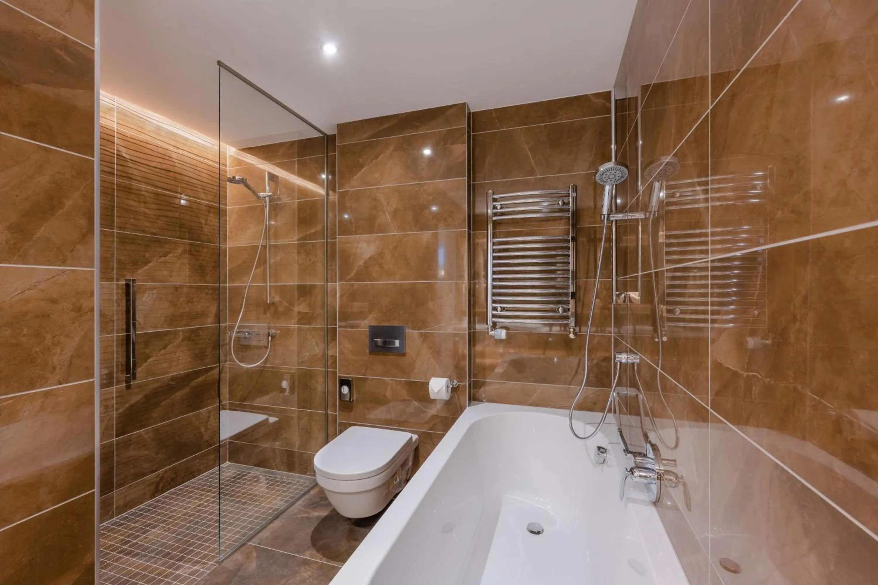 Bathroom in Radisson Blu Béke Hotel, Budapest