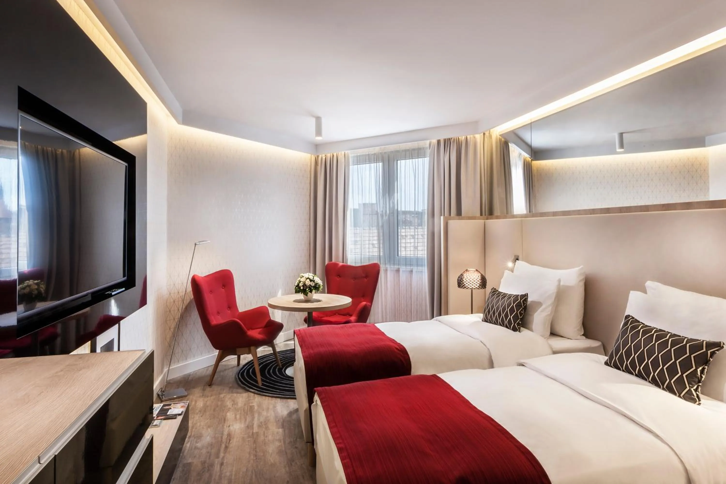 Photo of the whole room, Bed in Radisson Blu Béke Hotel, Budapest