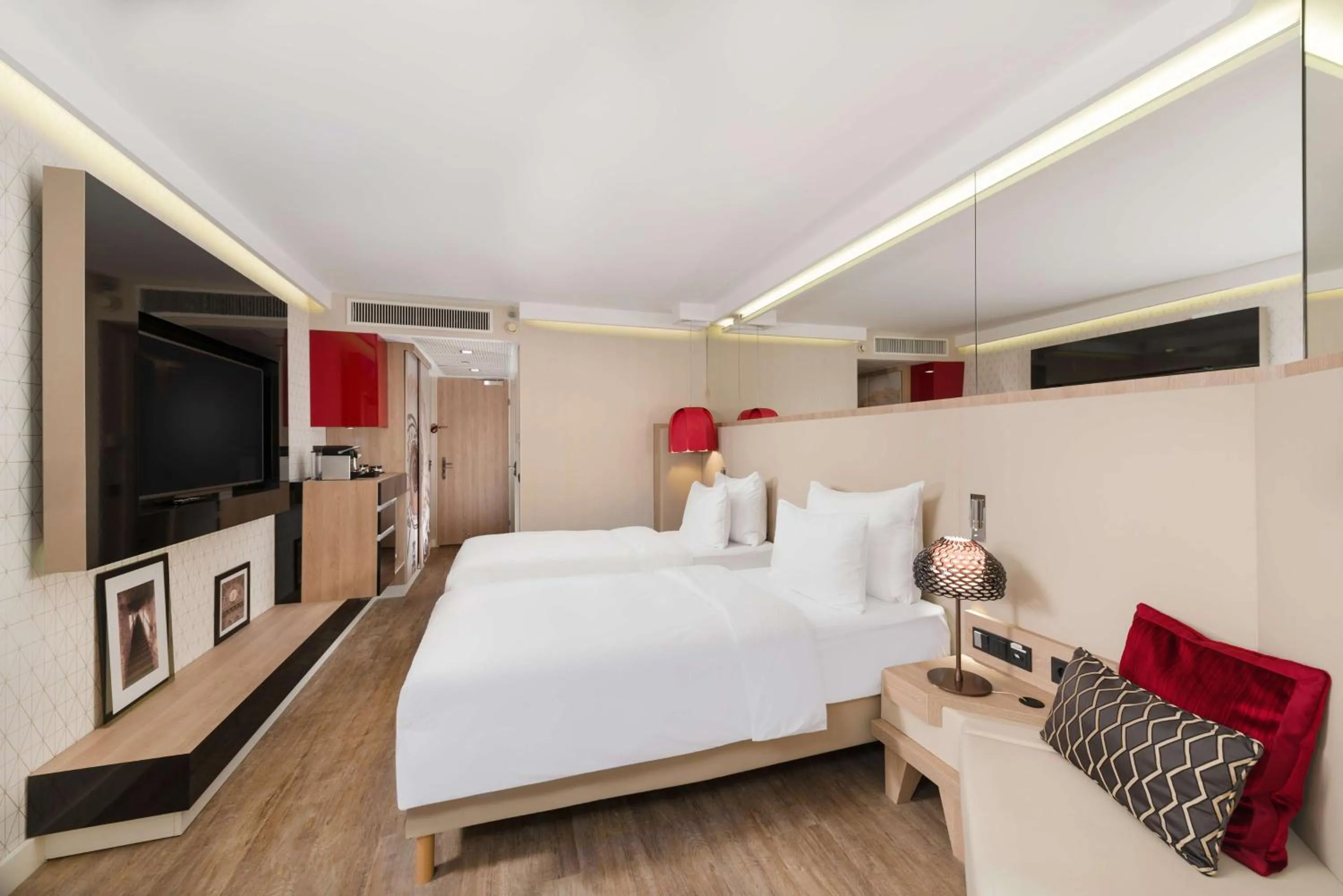 Bedroom, Bed in Radisson Blu Béke Hotel, Budapest