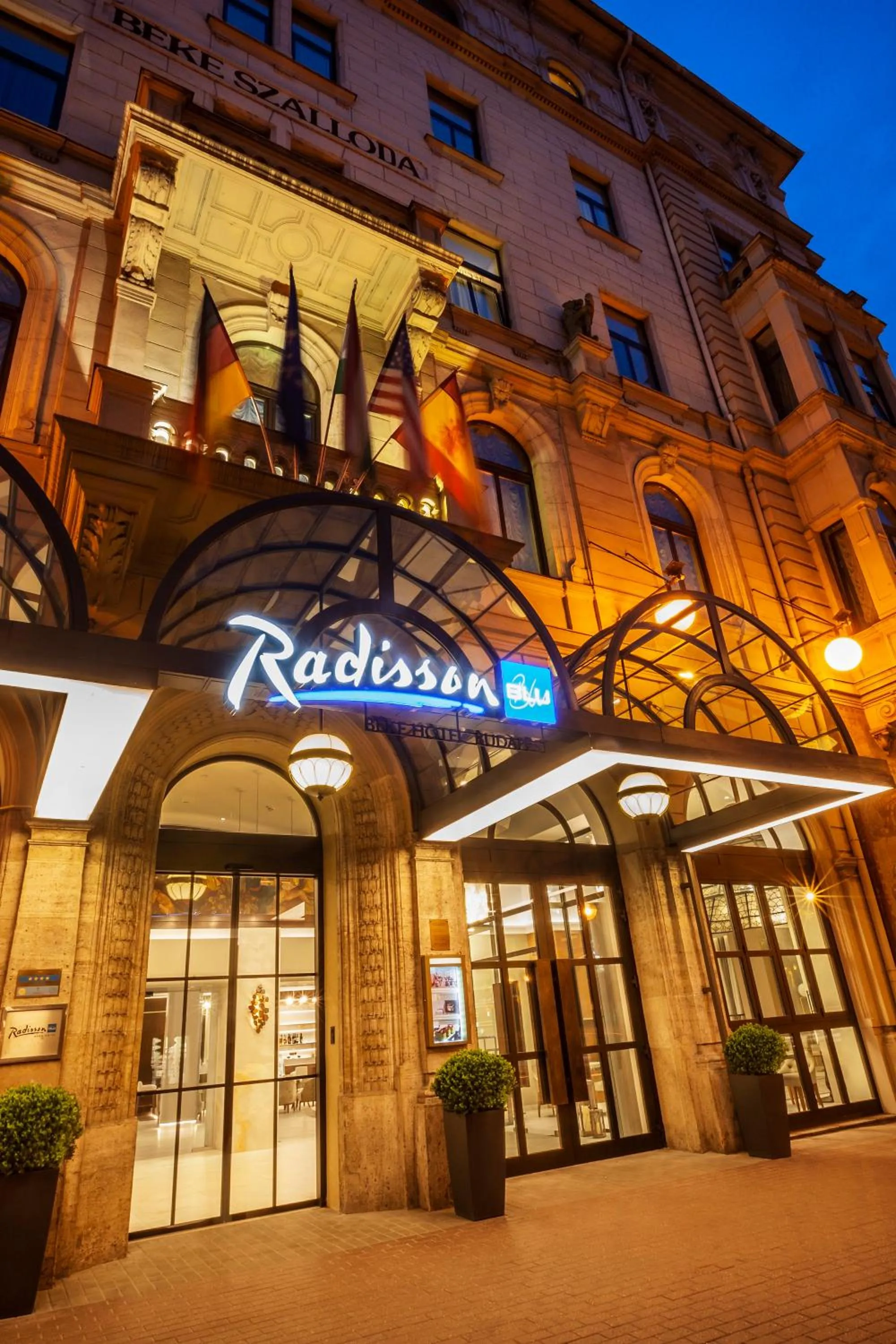 Facade/entrance in Radisson Blu Béke Hotel, Budapest