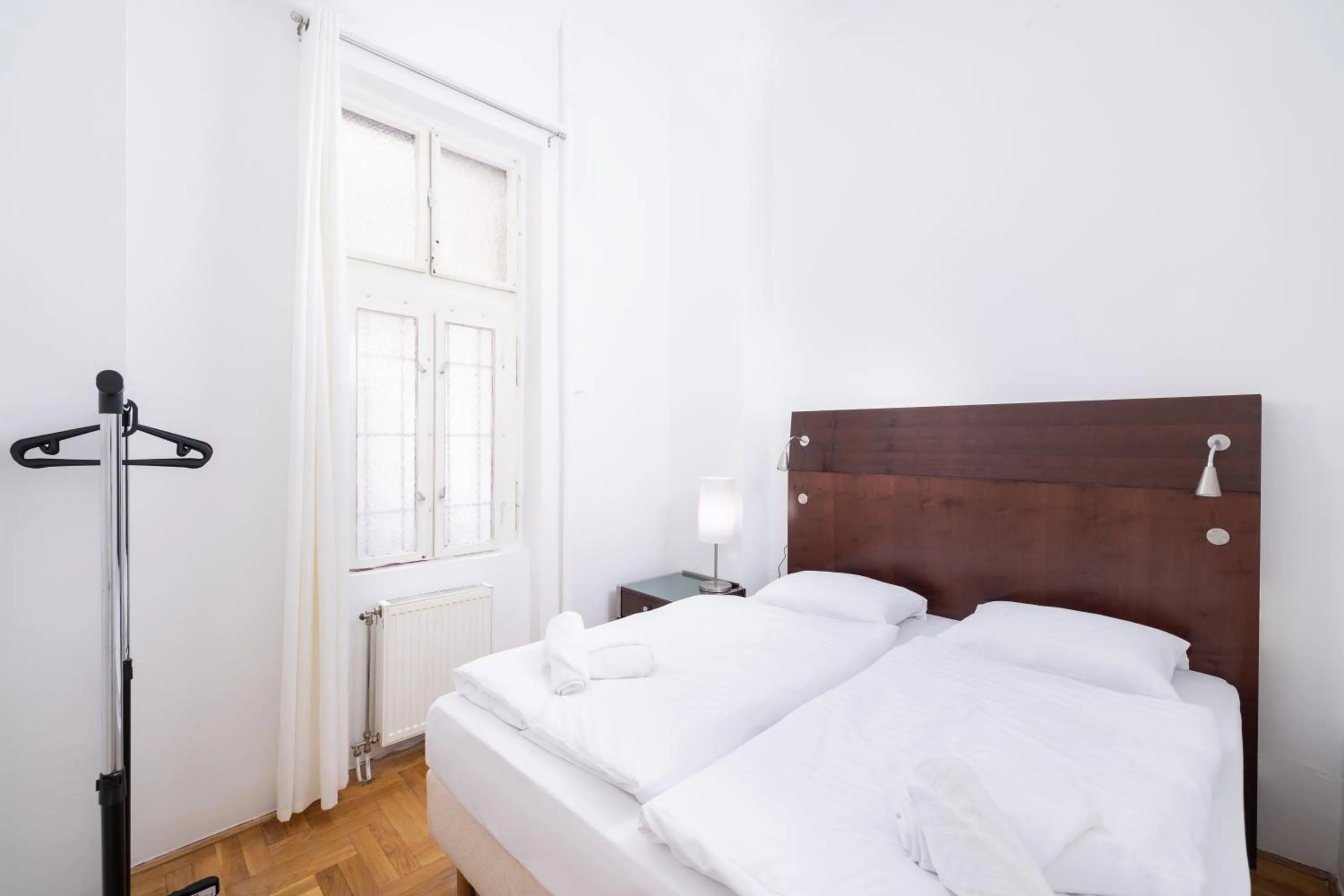 Bed in City Hotel Matyas