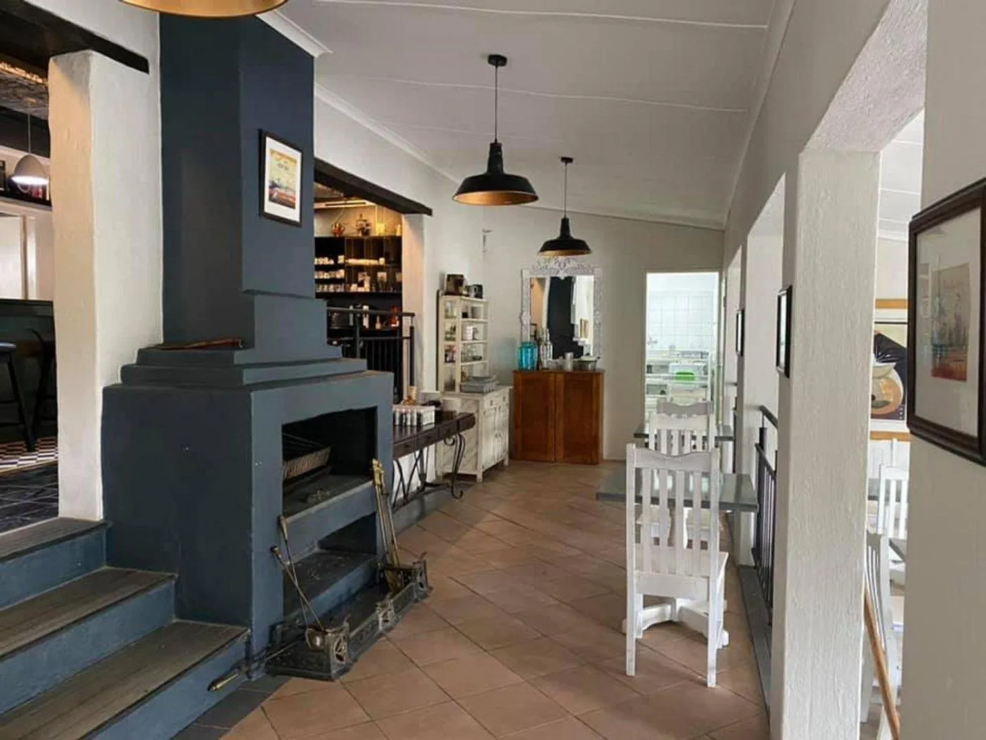 Property building in La Moor Country Venue & Eatery