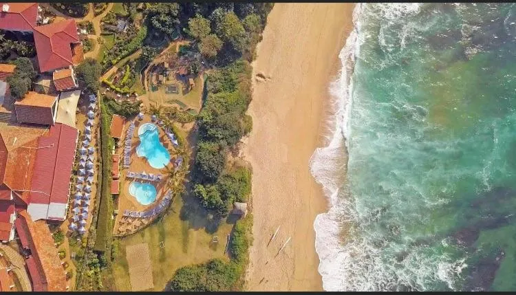 Property building in Pumula Beach Hotel