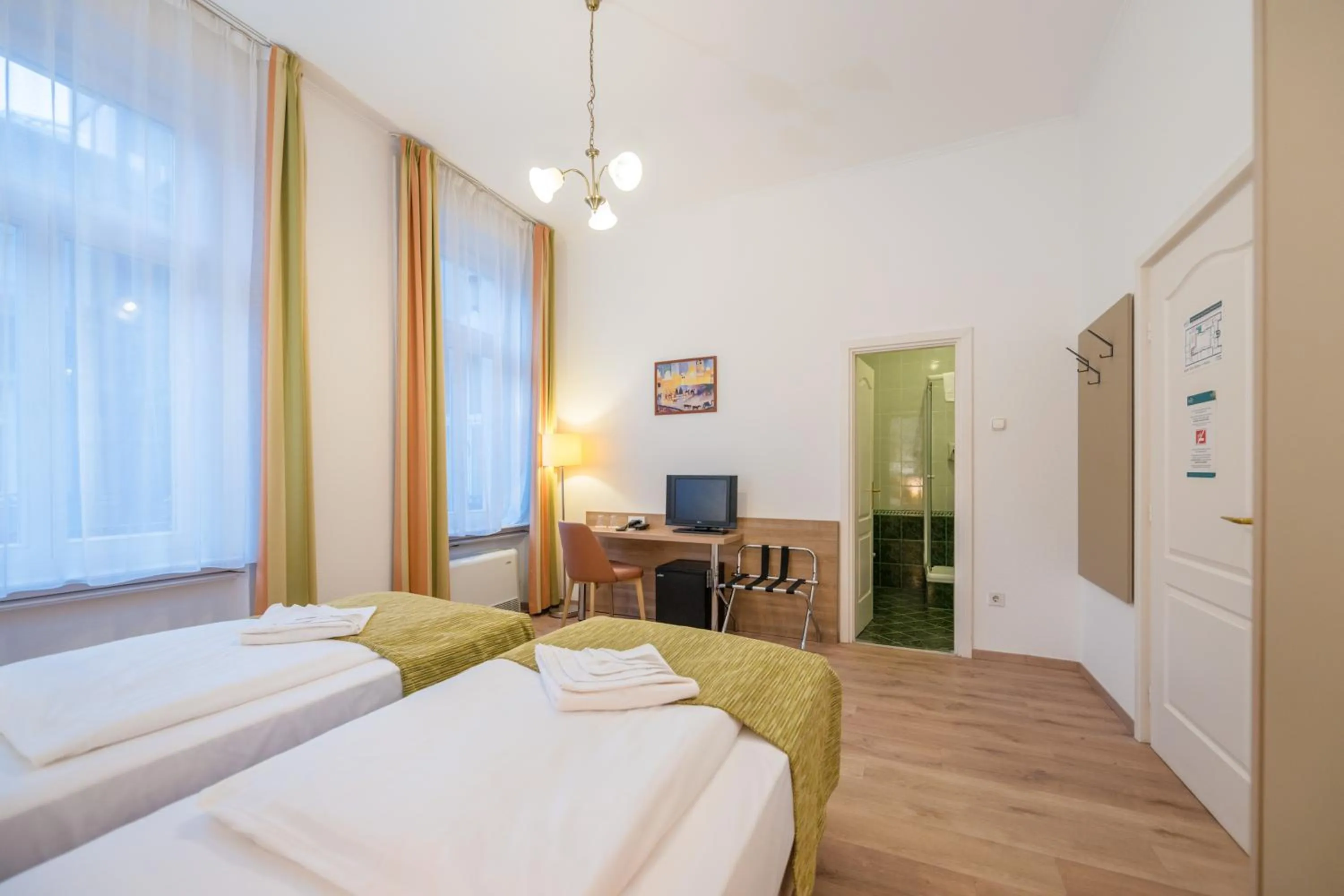 Bed in Baross City Hotel - Budapest