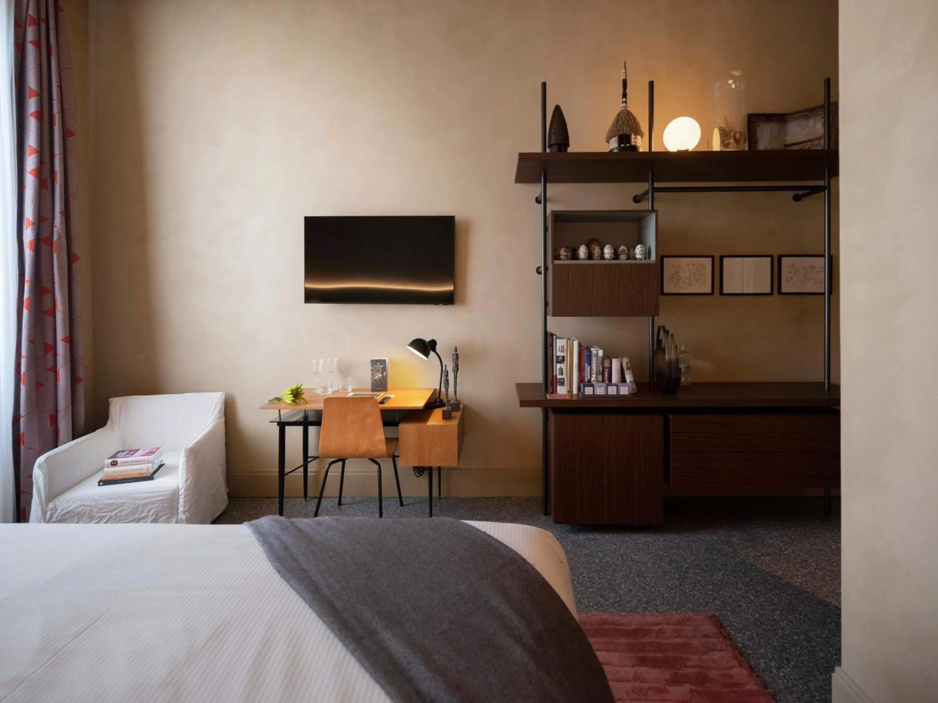 Photo of the whole room, Bed in Paradis Pietrasanta