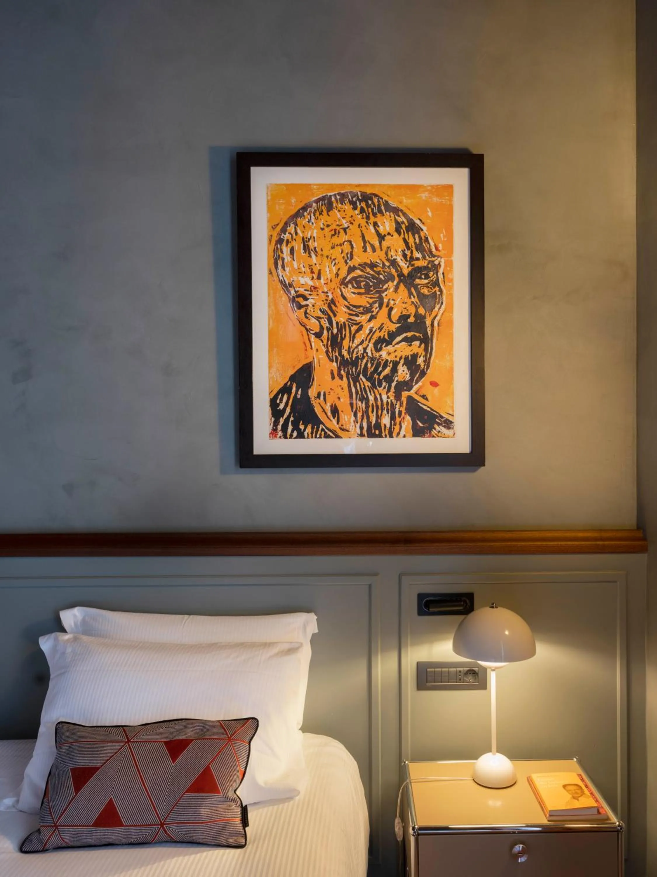 Decorative detail, Bed in Paradis Pietrasanta