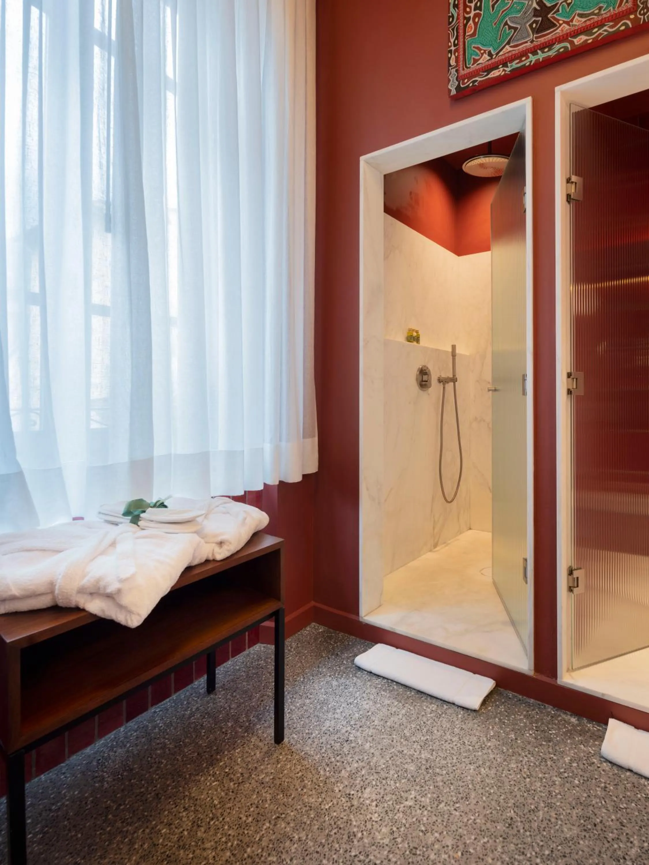 Shower in Paradis Pietrasanta