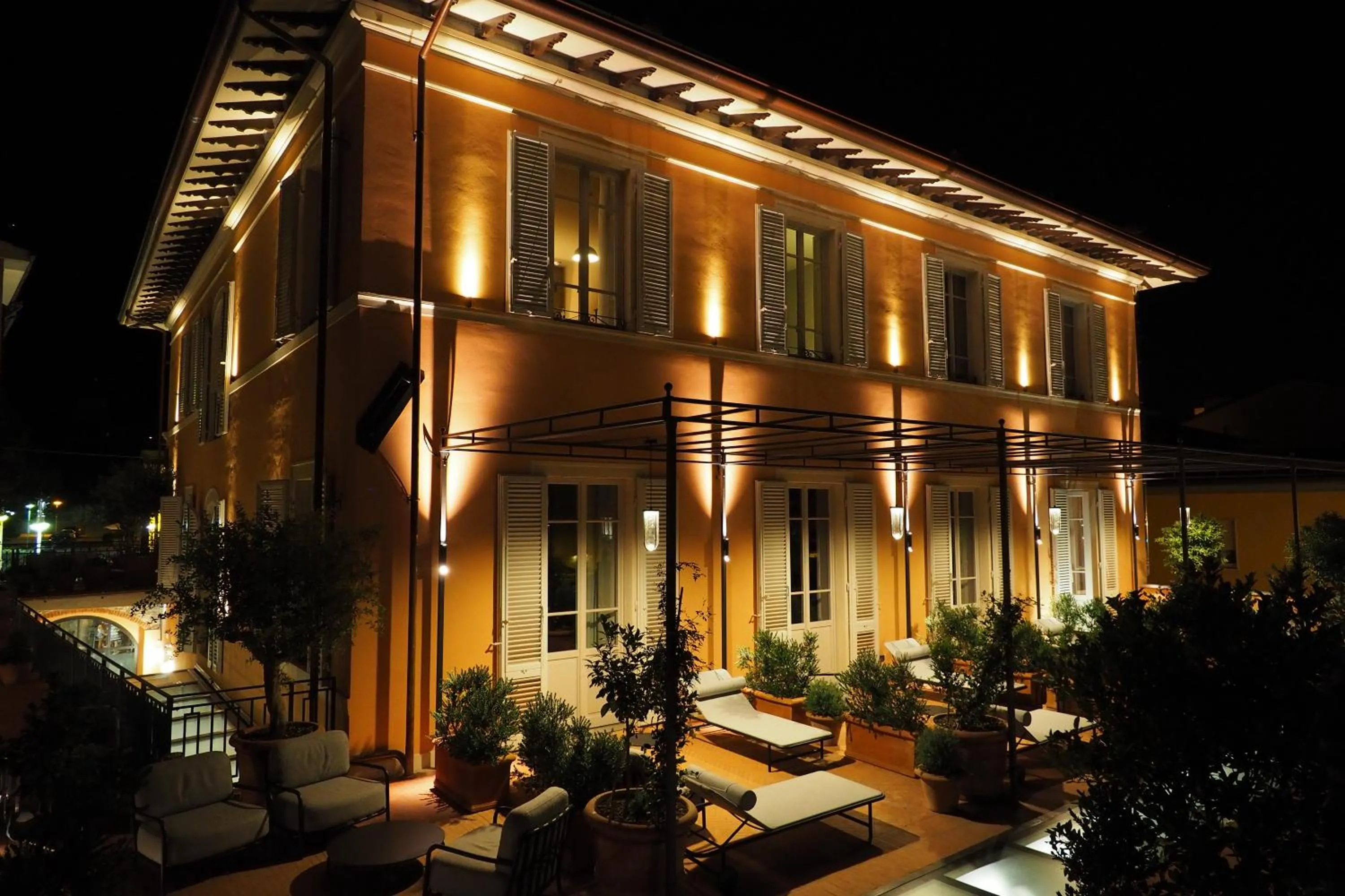 Property building in Paradis Pietrasanta