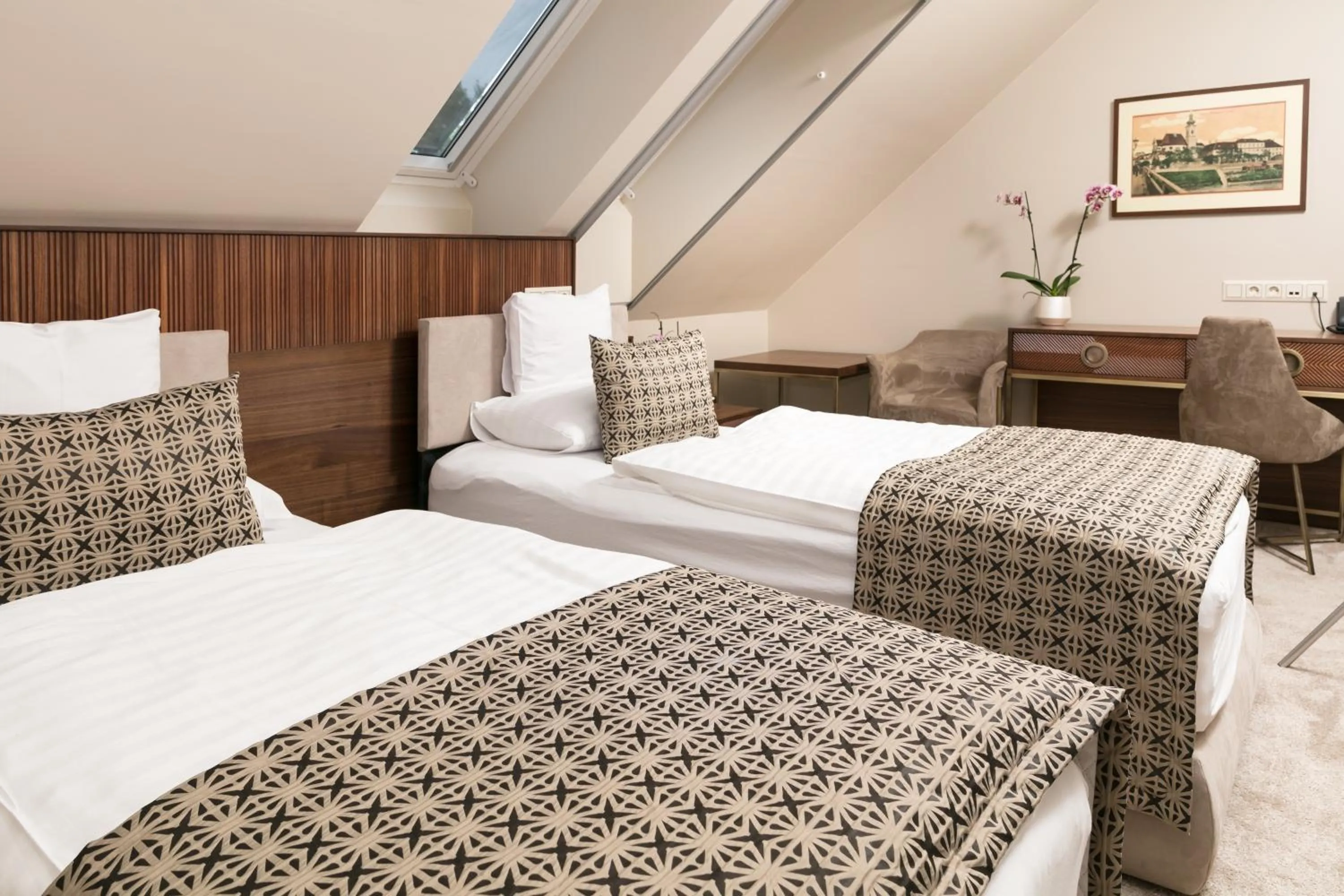 Bedroom, Bed in Hotel Kálvária Superior