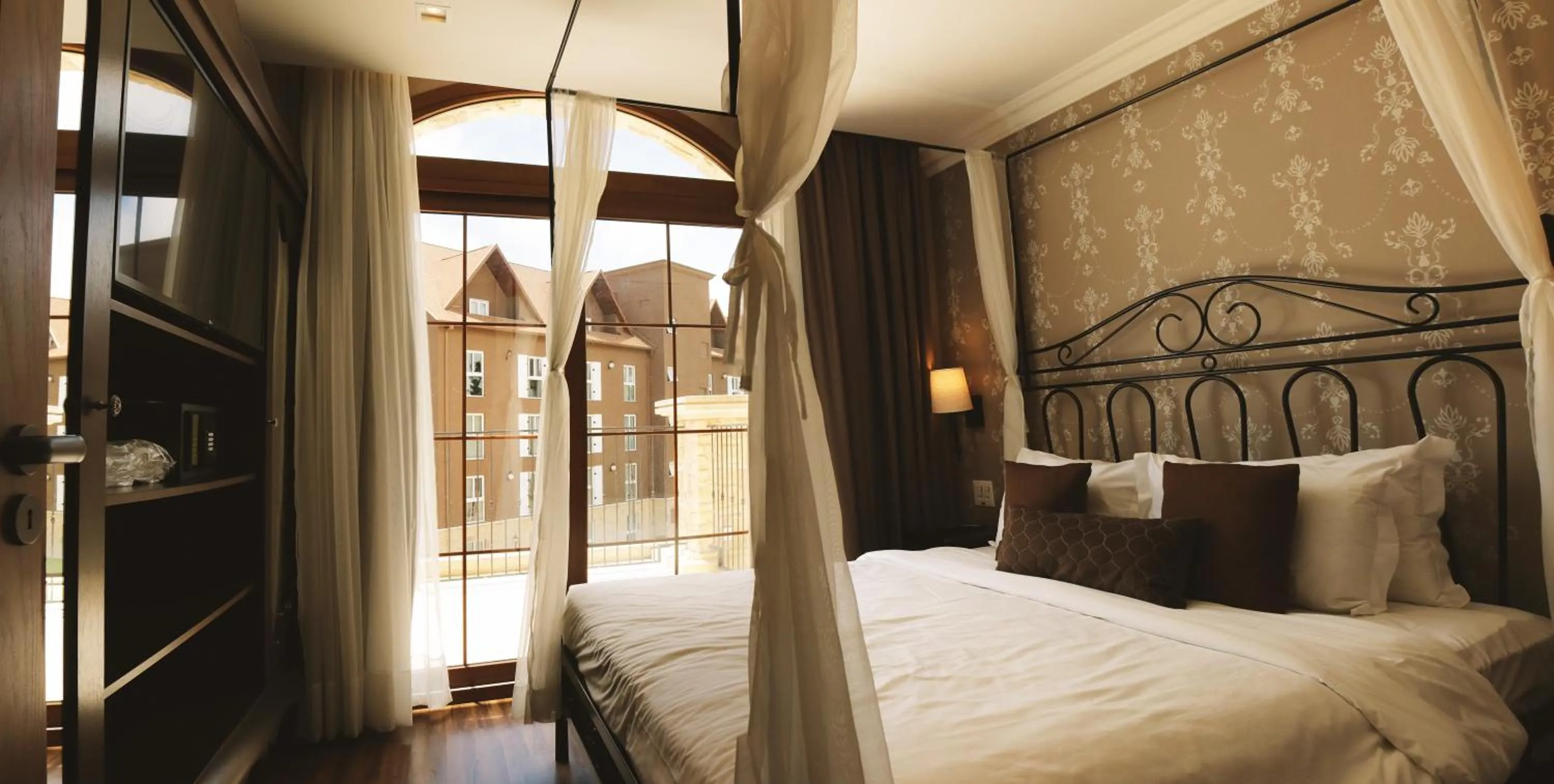 Deluxe Suite in Buona Vitta Gramado Resort & Spa by Gramado Parks