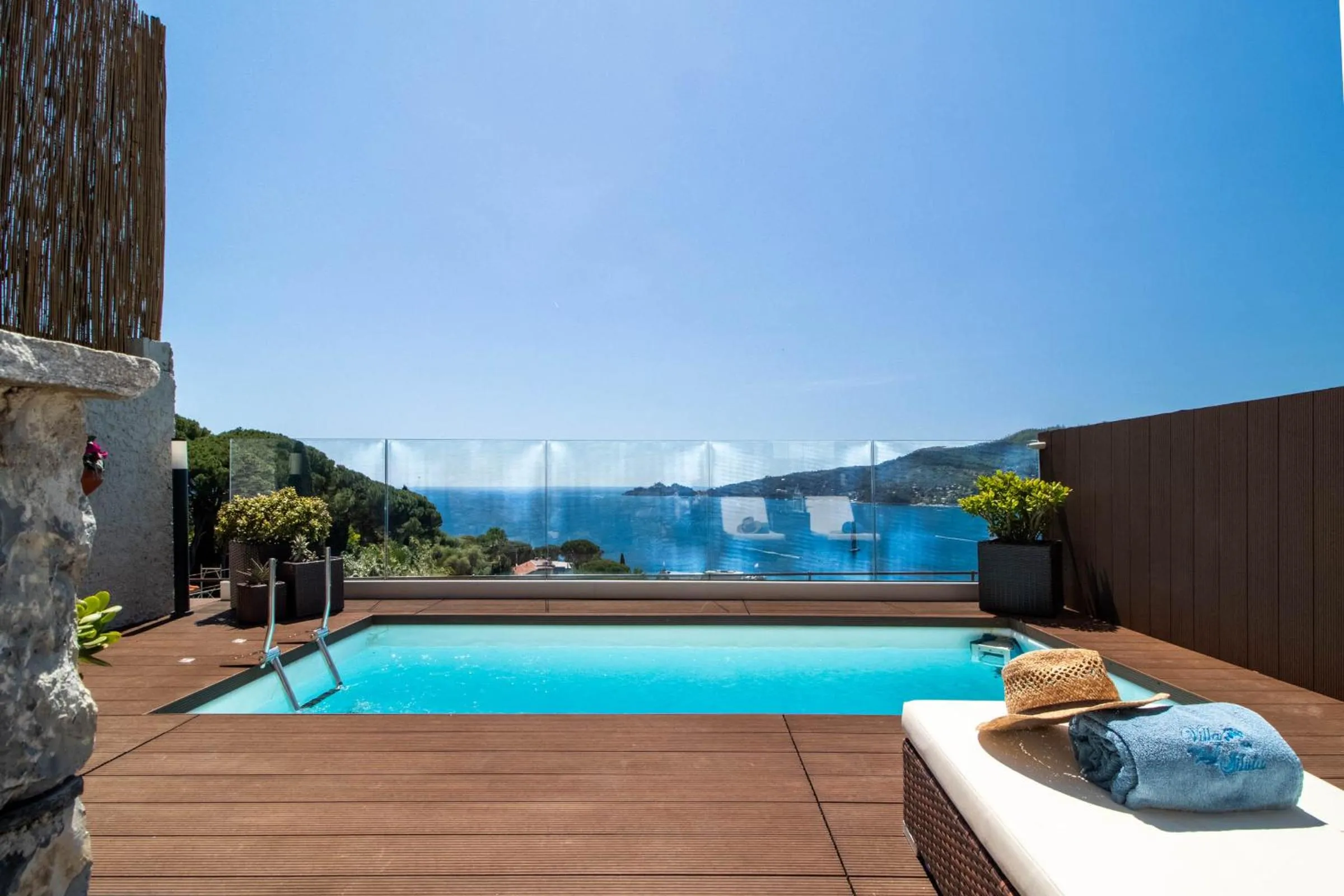 Swimming pool in Villa Silvia Apartment - Private Pool