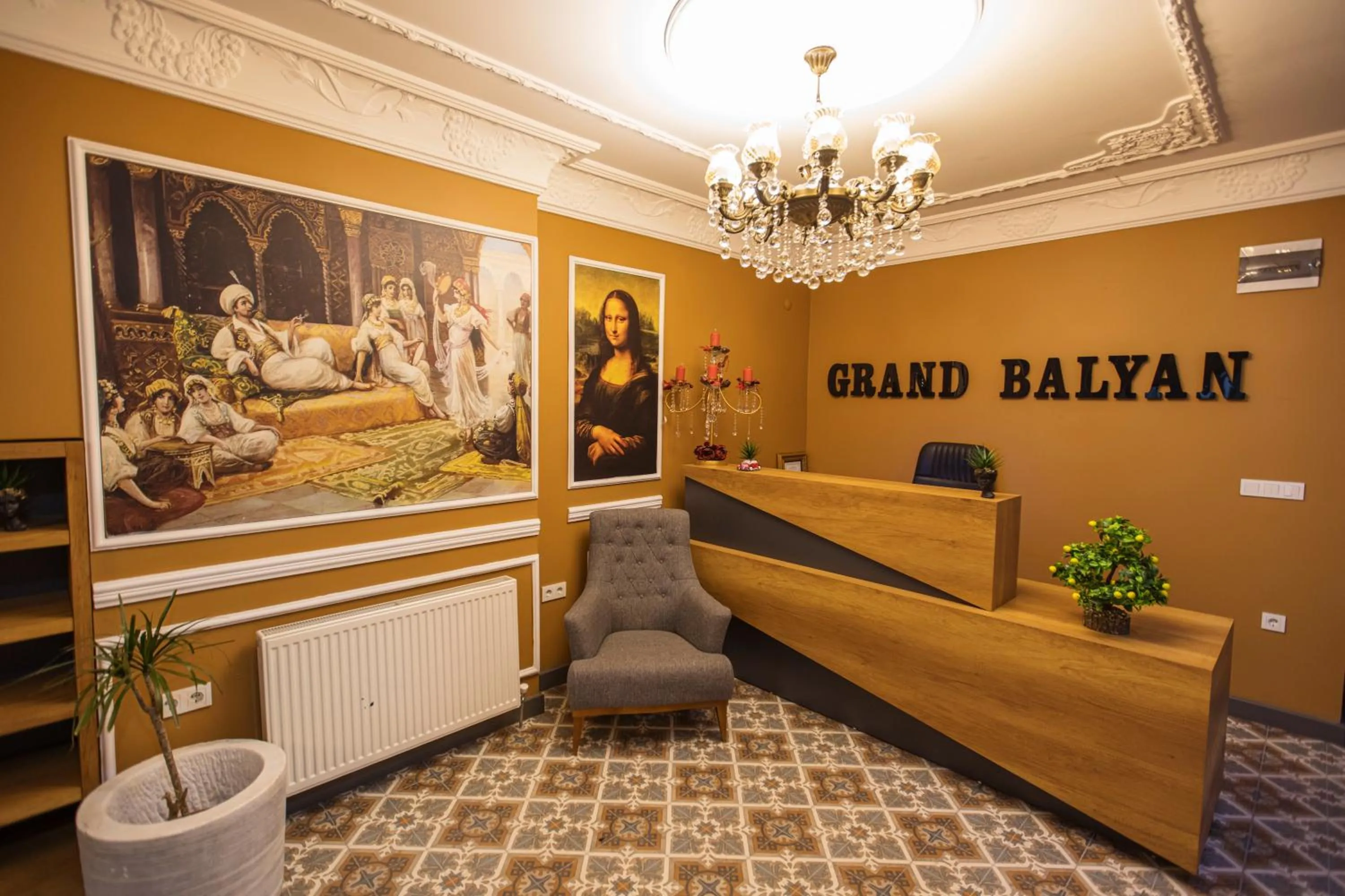 Lobby or reception in Grand Balyan Hotel & Restaurant