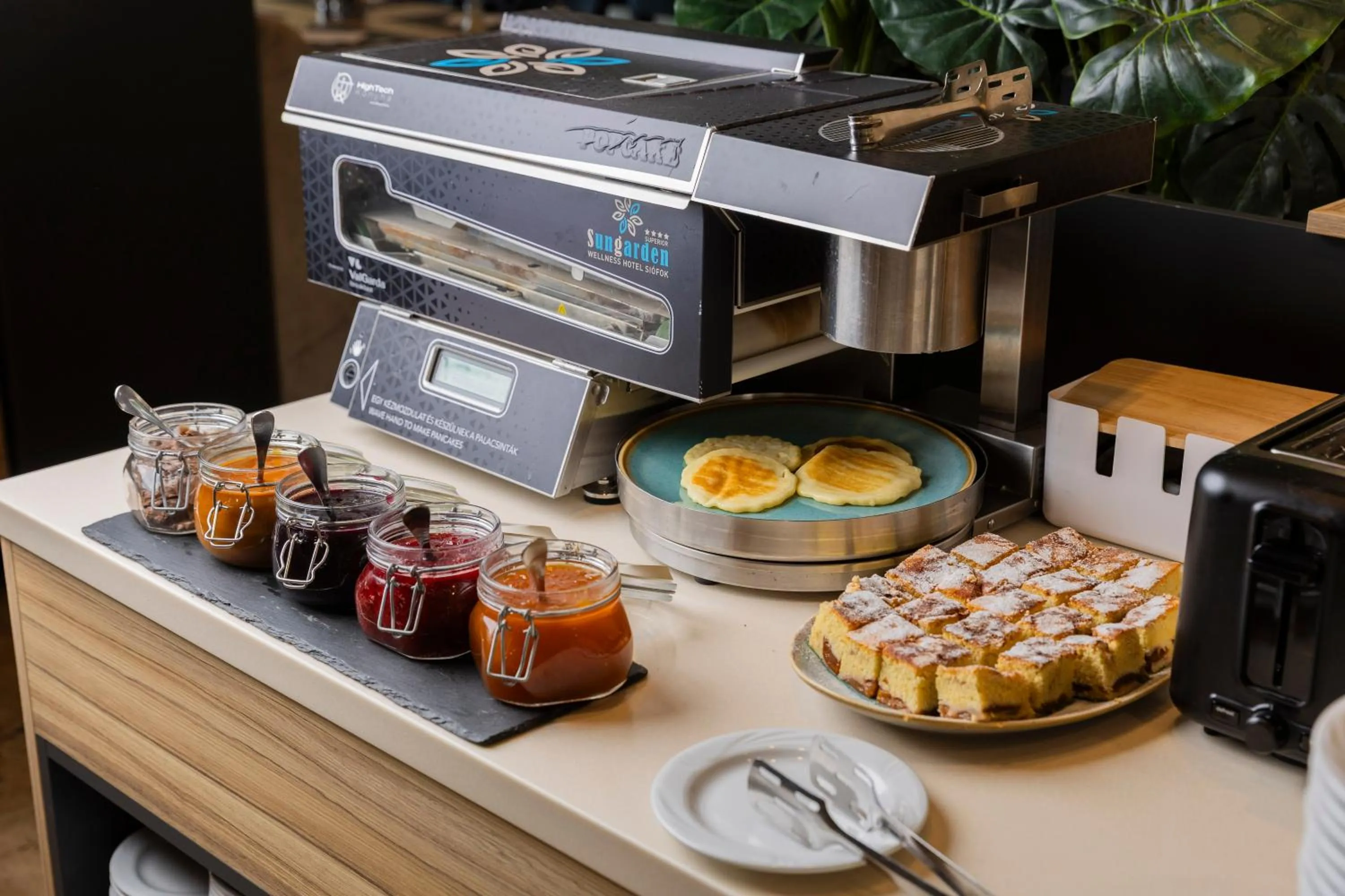 Food in Sungarden Wellness Hotel Siófok