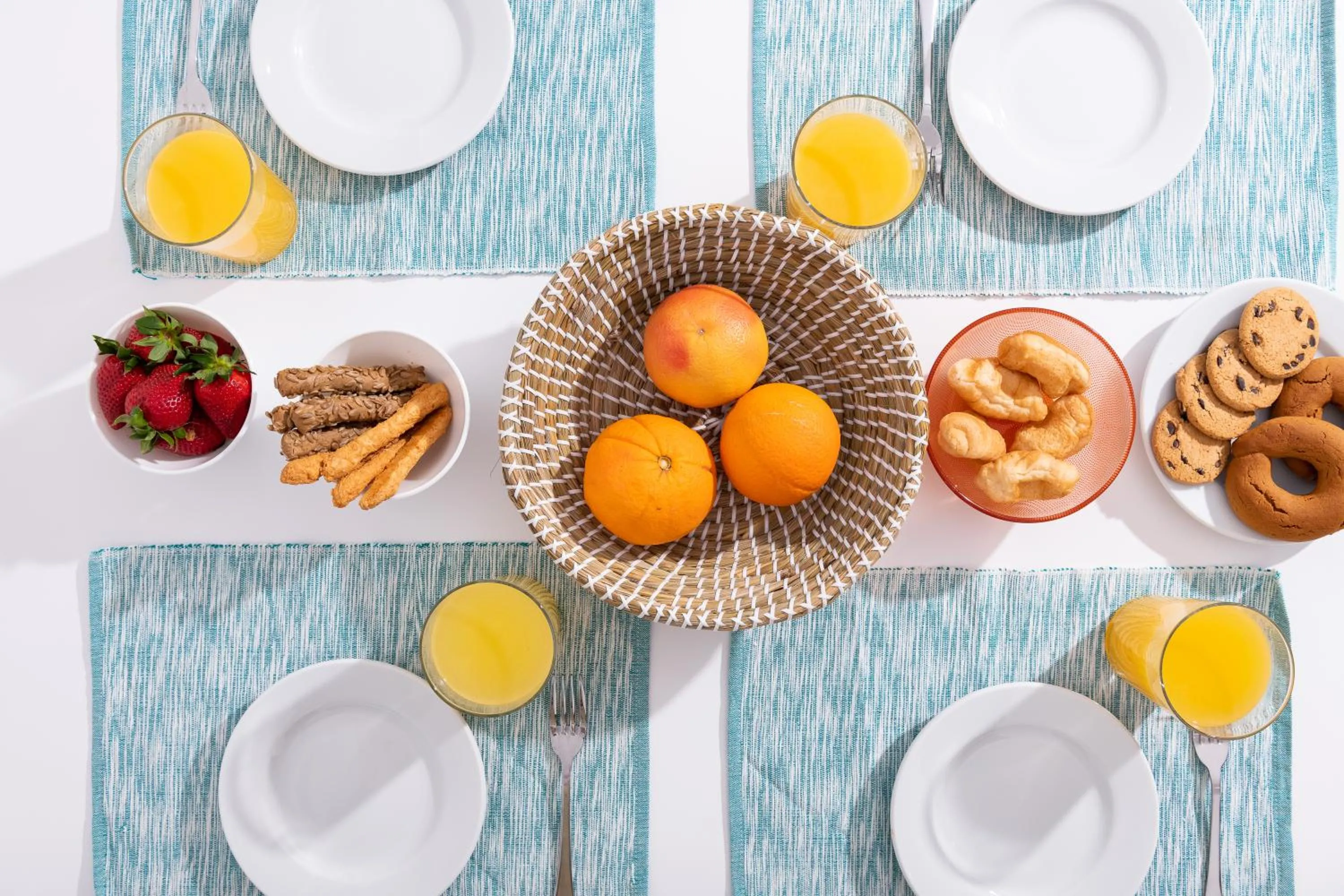 Food and drinks in Lithies Zante Living