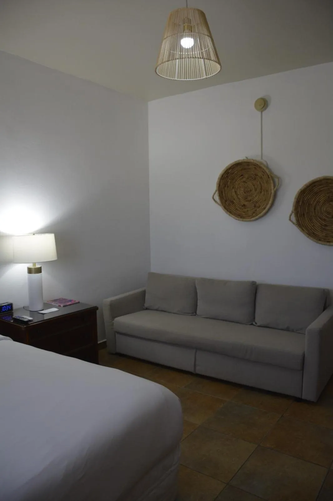 Bedroom, Bed in Turtle Bay Inn