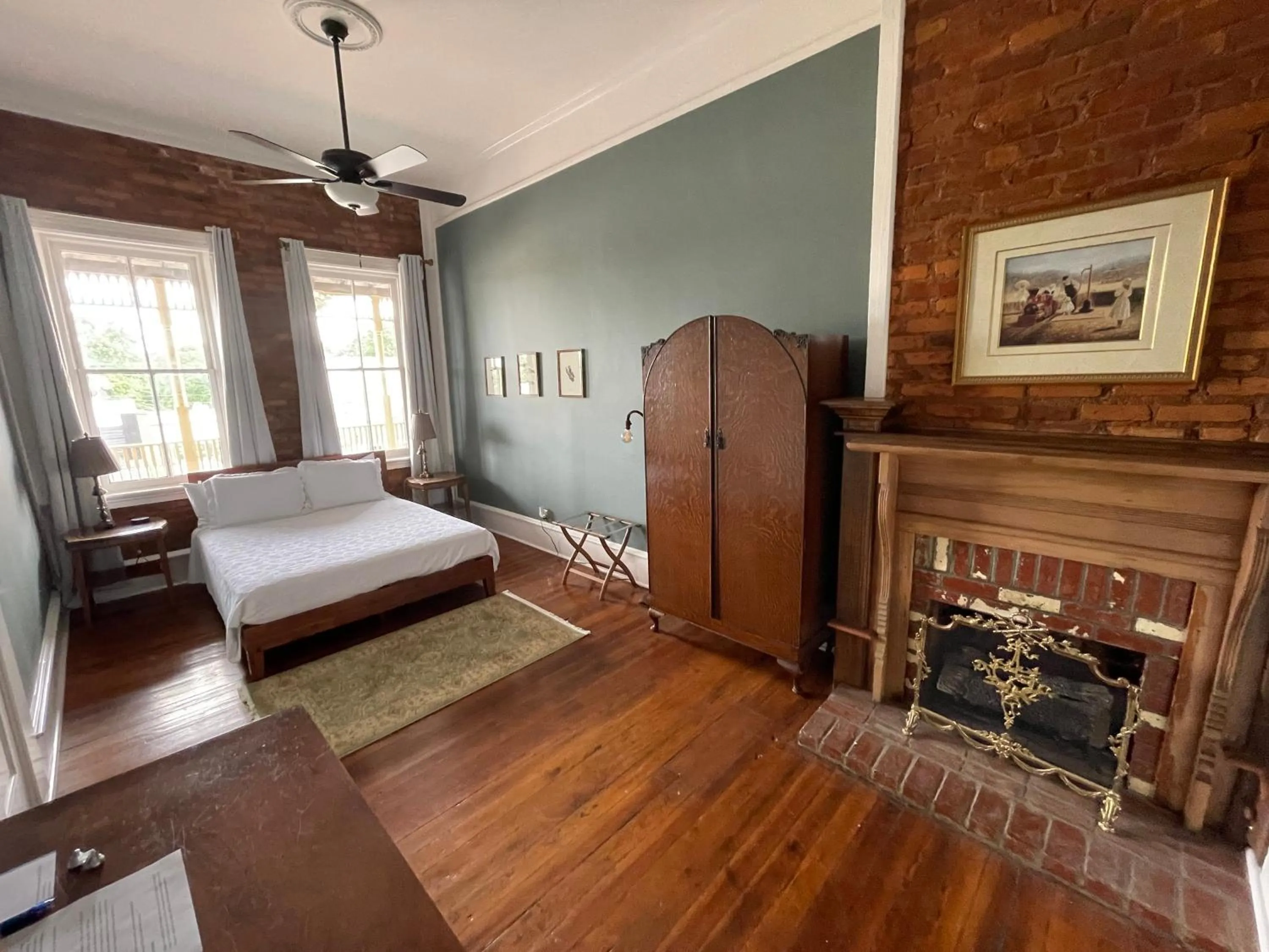 Bedroom, Bed in The Grand Hotel