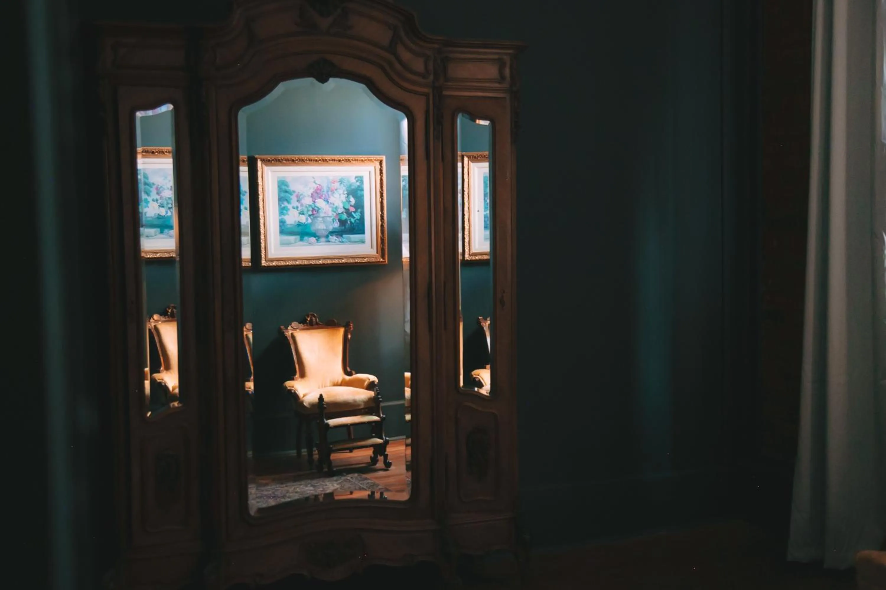 Living room in The Grand Hotel