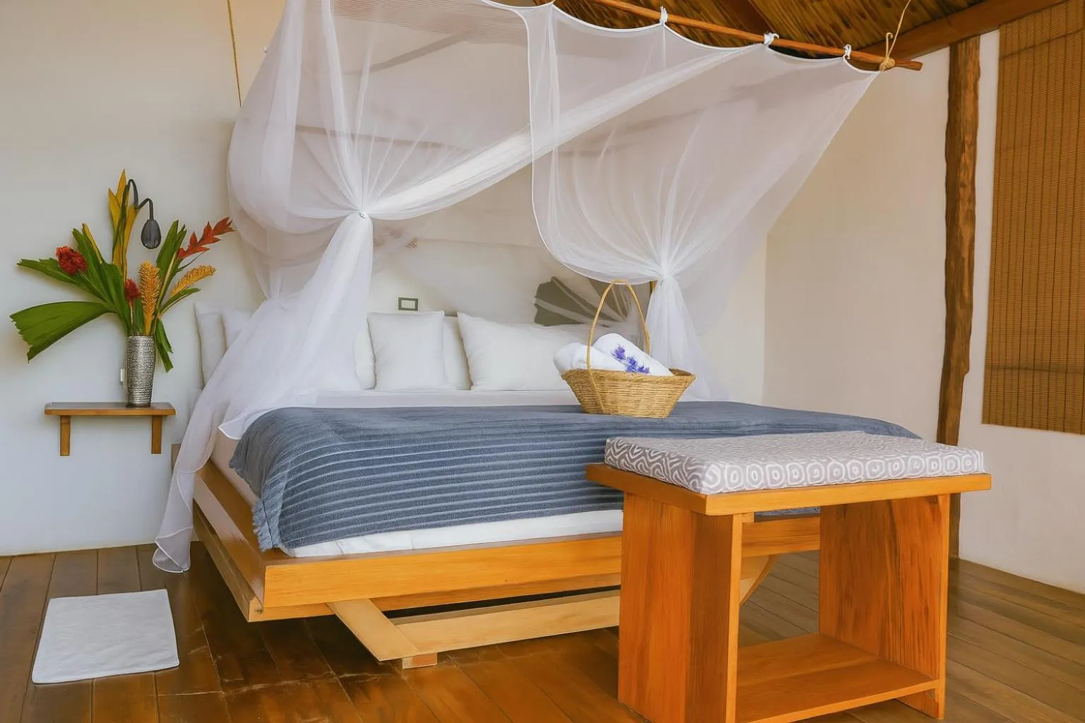 Bed in RCH LUXURY HOTEL & POOL