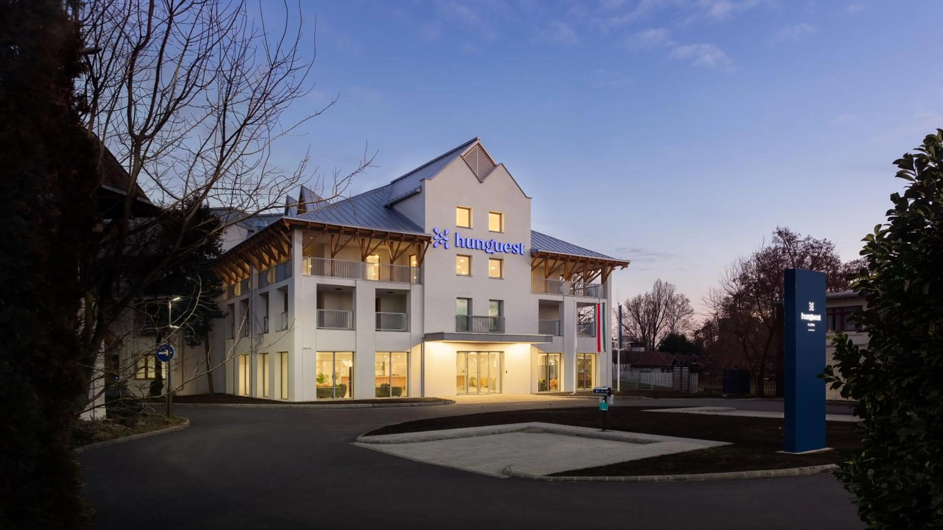 Property building in Hunguest Hotel Flóra
