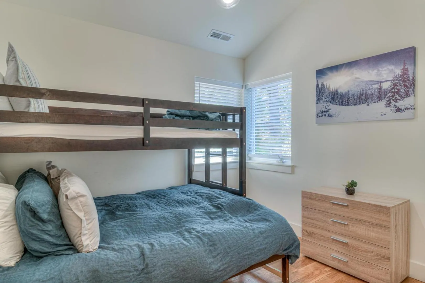 Bed in Kinglet - Unit 24