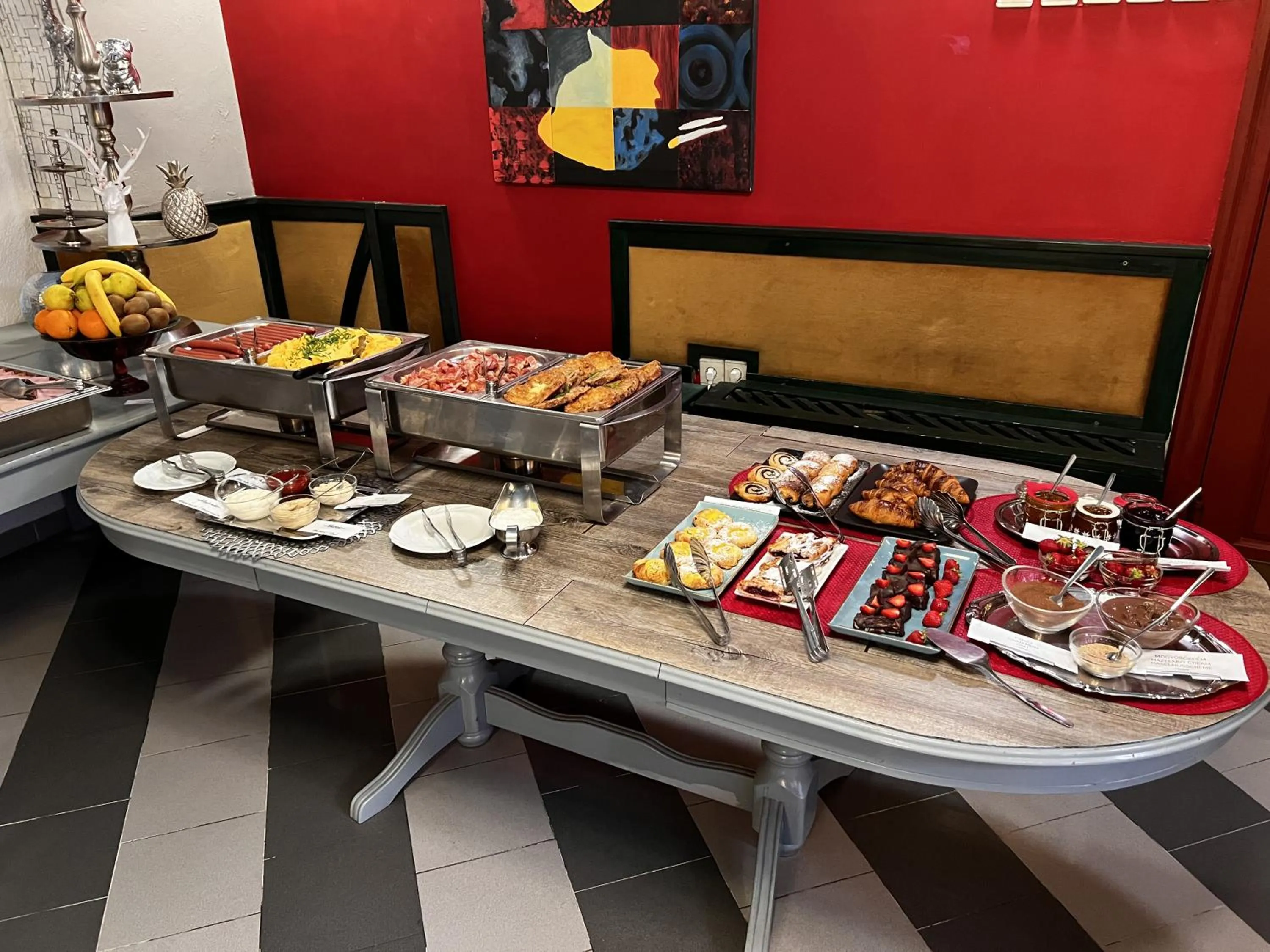 Restaurant/places to eat in Janus Boutique Hotel & Spa