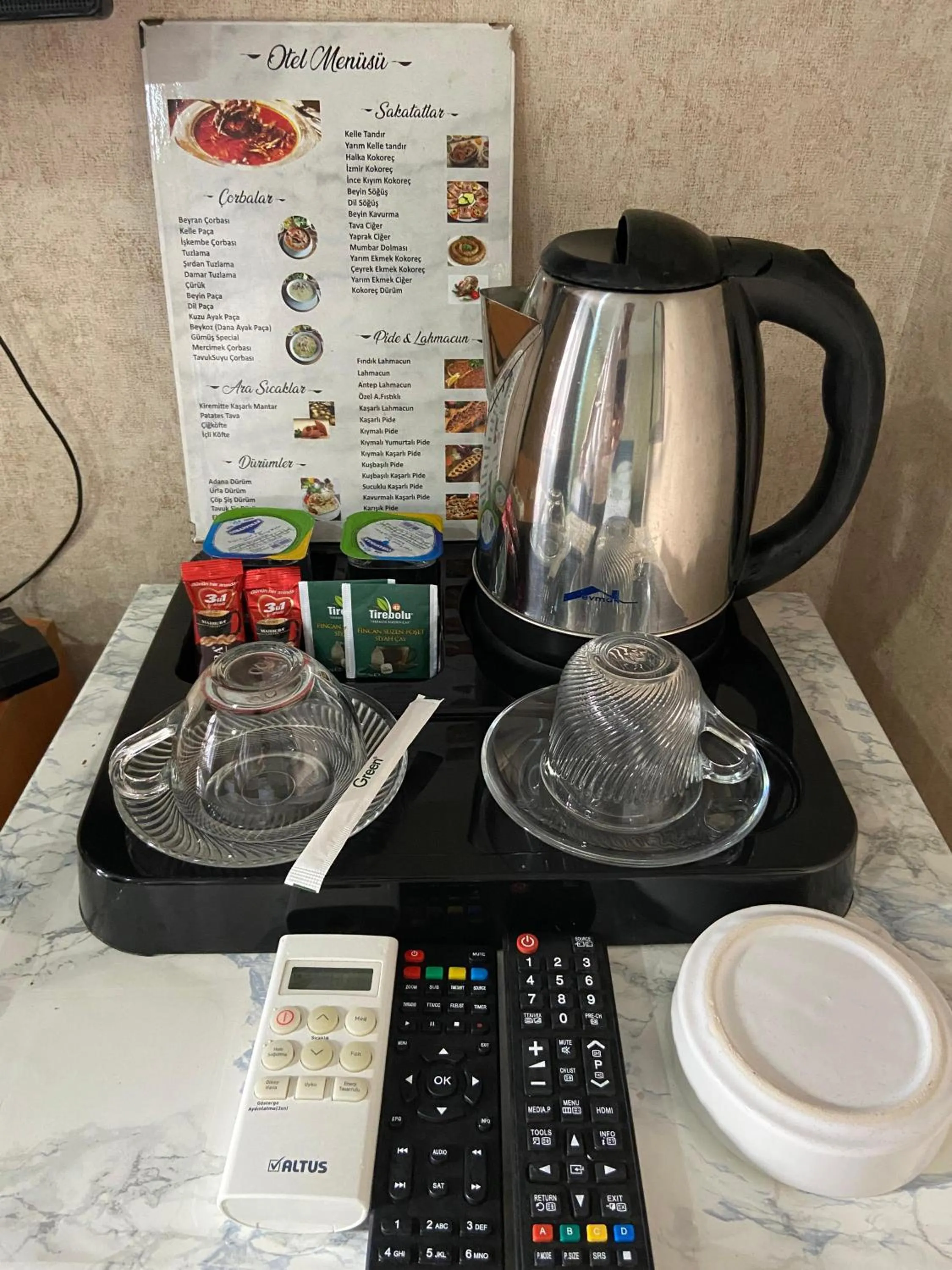 Coffee/tea facilities in Nostalji Hotel