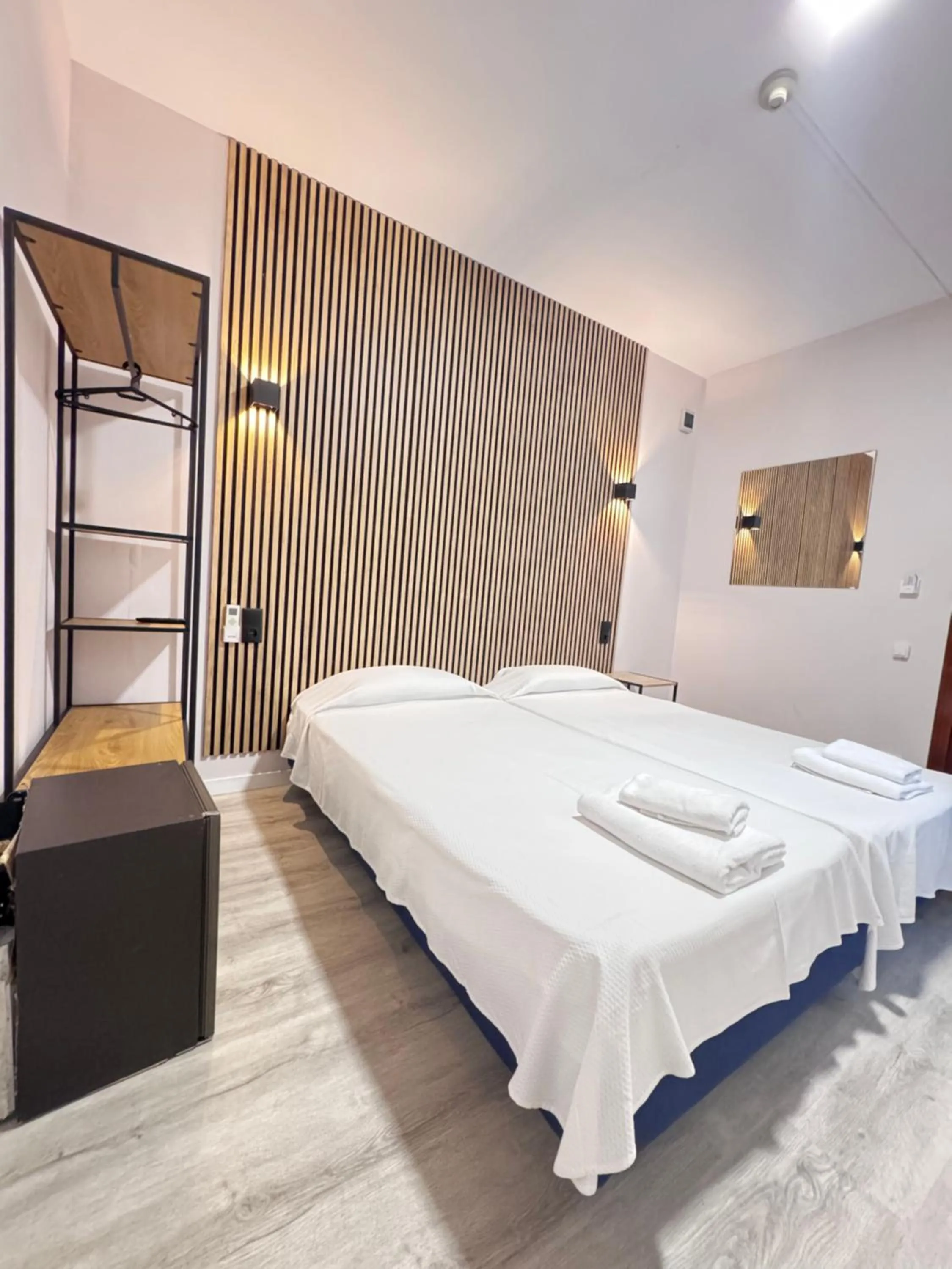 furniture, Bed in COLIBRI