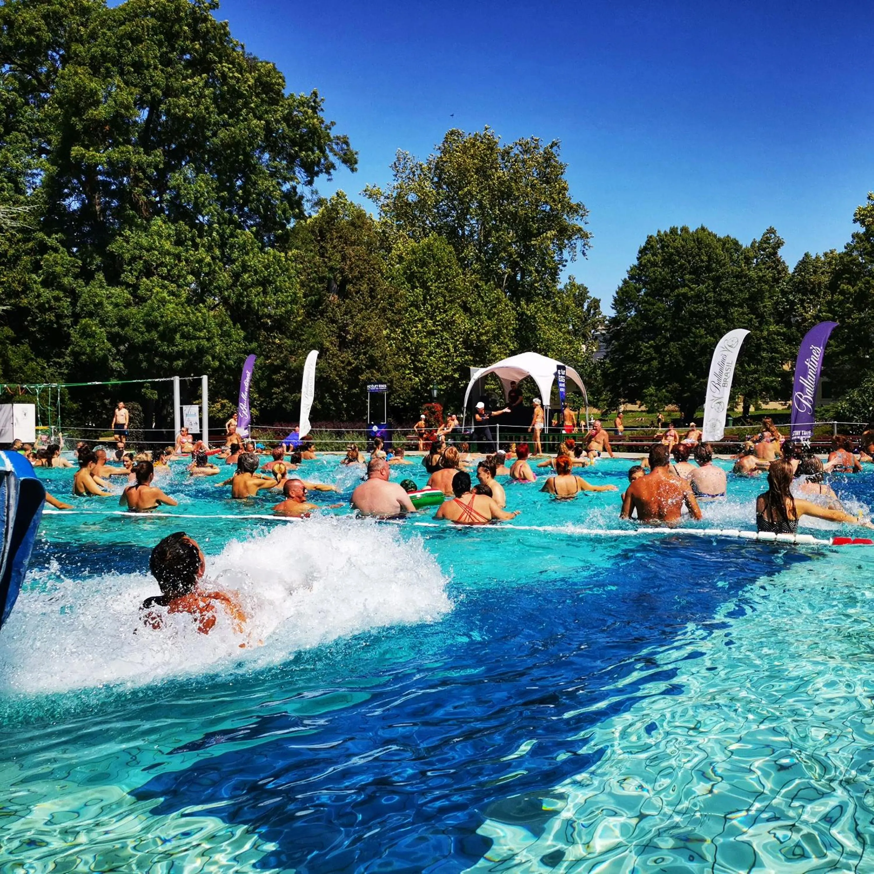 Swimming pool in Hunguest Hotel Gyula