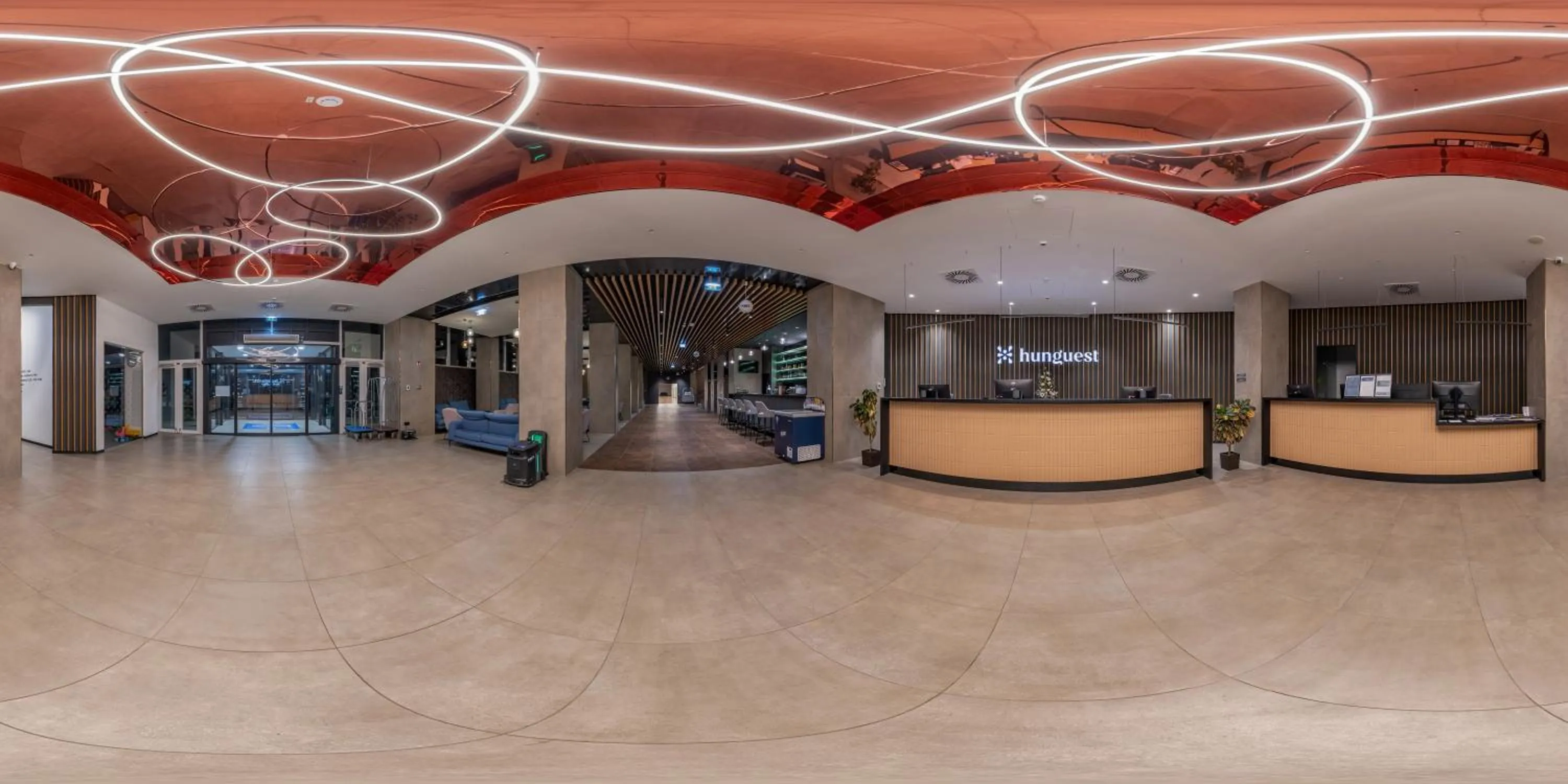 Lobby or reception in Hunguest Hotel Béke
