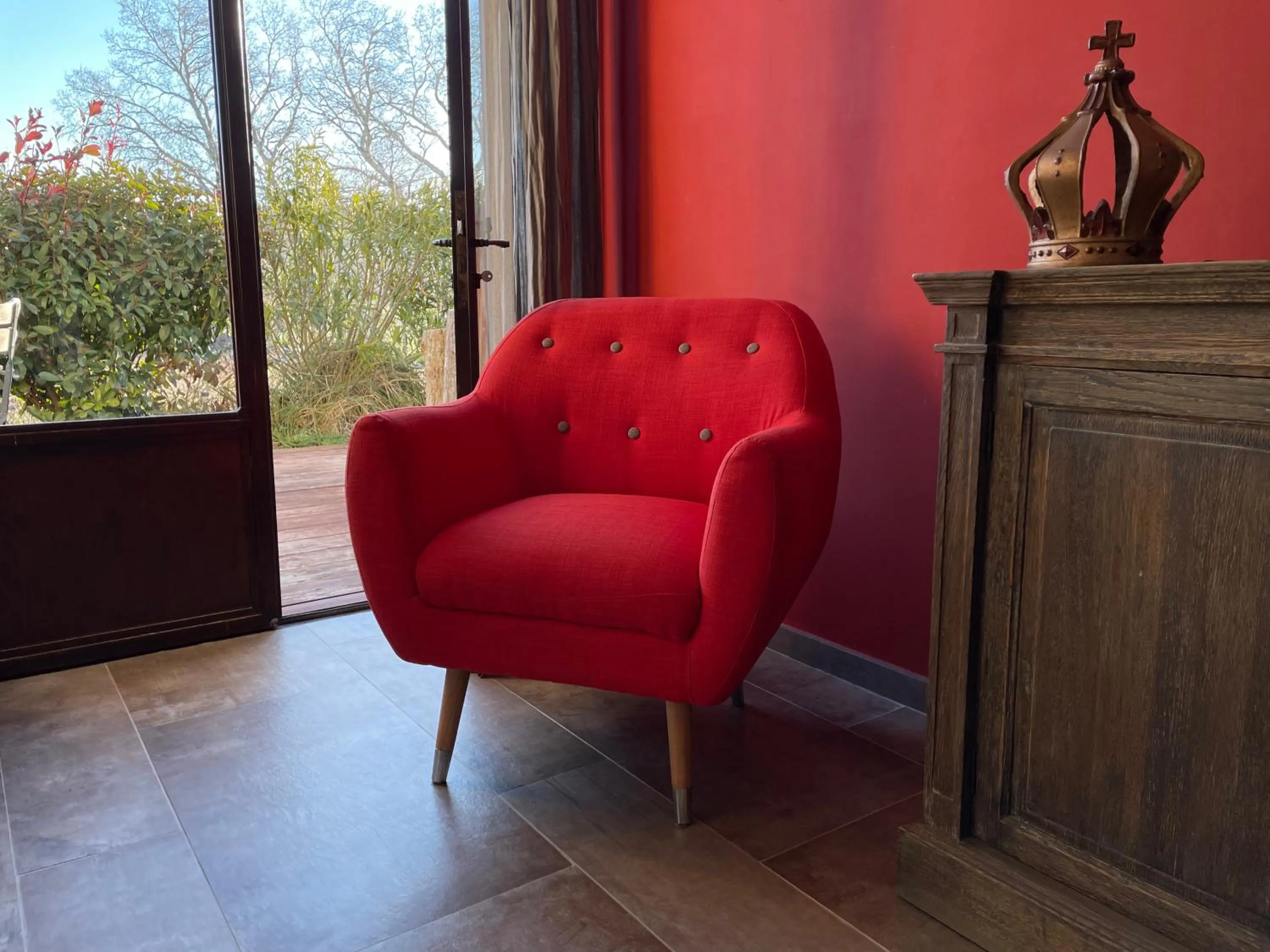 Seating area in Côté Dentelles