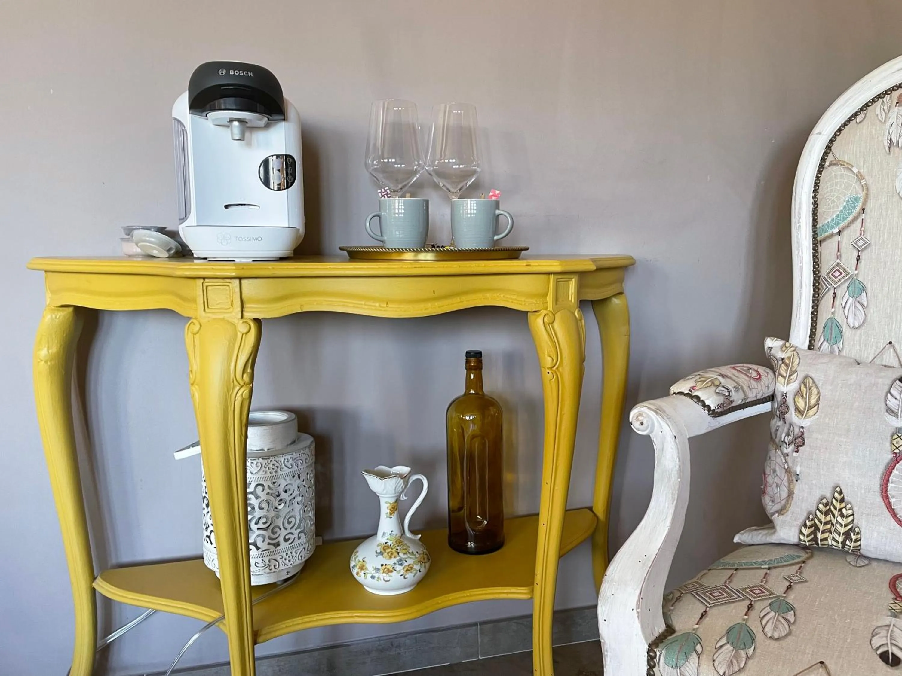 Coffee/tea facilities in Côté Dentelles