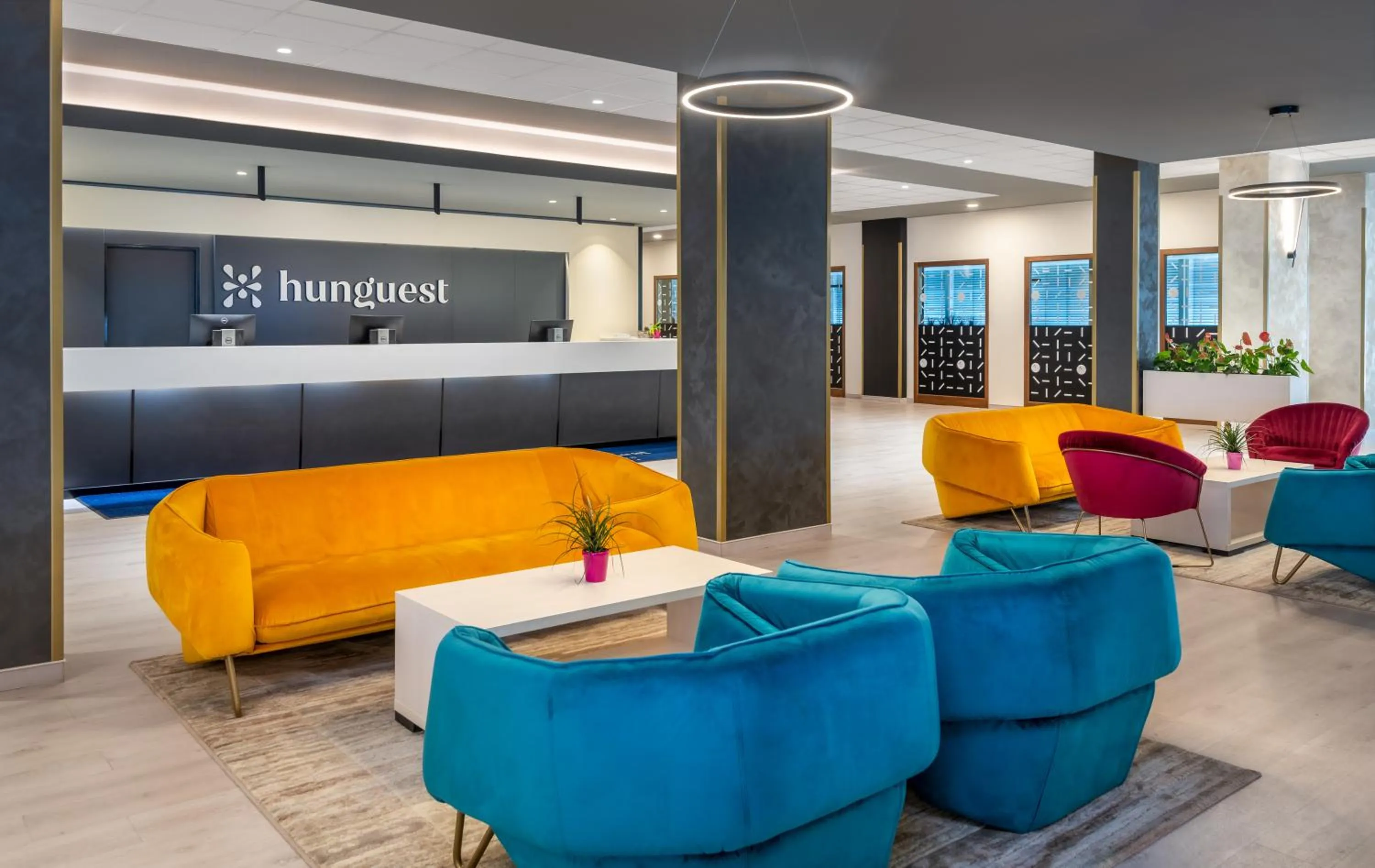 Lobby or reception in Hunguest Szeged - ex Forrás