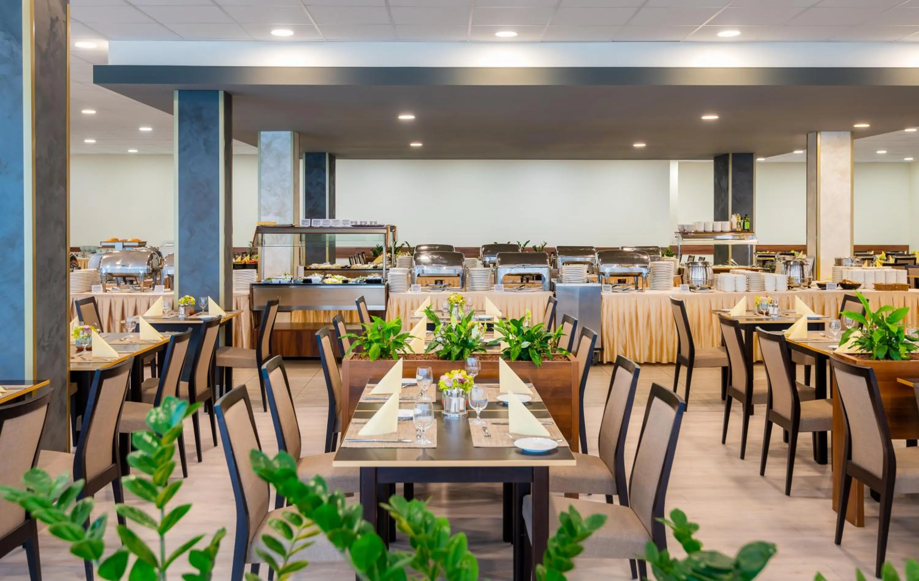 Restaurant/places to eat in Hunguest Szeged - ex Forrás